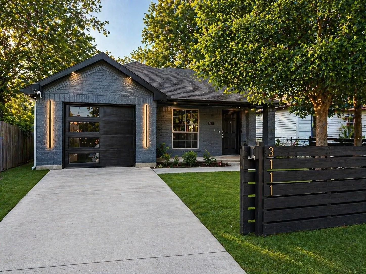 Single Family Residence For Sale in Dallas County , 3111 Rutz Street, Dallas, Texas 75212, 3 Bedroom, 2 Bathroom, 1 Garage spaces, 1,392 Sqft, built in 2013, mls#21328583, Real Estate Agent in Dallas, Homes For Sale in Dallas county, Homes For Sale in Dallas, Realtor in Dallas Texas, Real Estate Brokerage Independent Realty Texas, Luminita Cordes Realtor