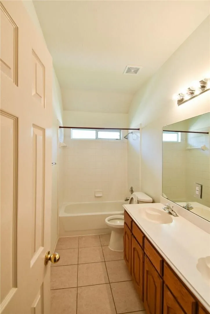 Single Family Residence For Rent in Collin County , 1316 Marwood Court, Allen, Texas 75013, 4 Bedroom, 2 Bathroom, 2 Garage spaces, 1,924 Sqft, built in 2001, mls#21325281, Real Estate Agent in Allen, Homes For Rent in Collin county, Homes For Rent in Allen, Realtor in Allen Texas, Real Estate Brokerage Independent Realty Texas, Luminita Cordes Realtor