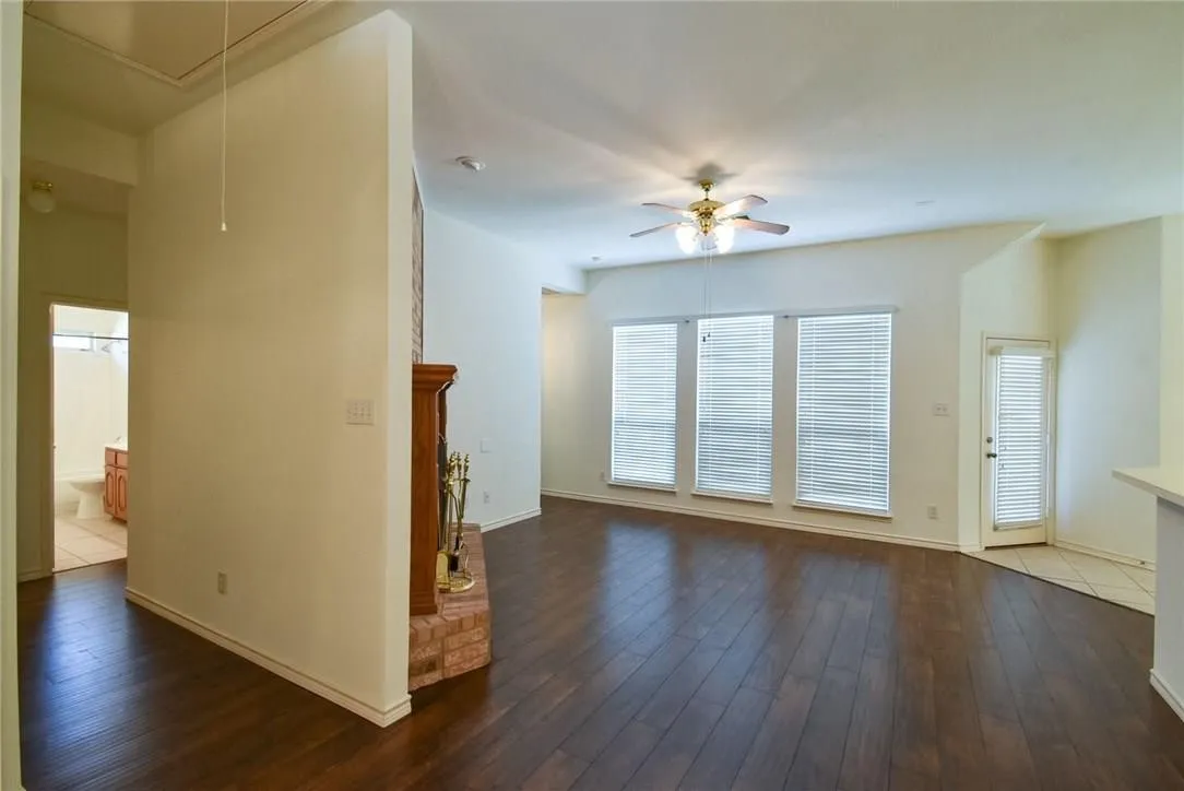 Single Family Residence For Rent in Collin County , 1316 Marwood Court, Allen, Texas 75013, 4 Bedroom, 2 Bathroom, 2 Garage spaces, 1,924 Sqft, built in 2001, mls#21325281, Real Estate Agent in Allen, Homes For Rent in Collin county, Homes For Rent in Allen, Realtor in Allen Texas, Real Estate Brokerage Independent Realty Texas, Luminita Cordes Realtor