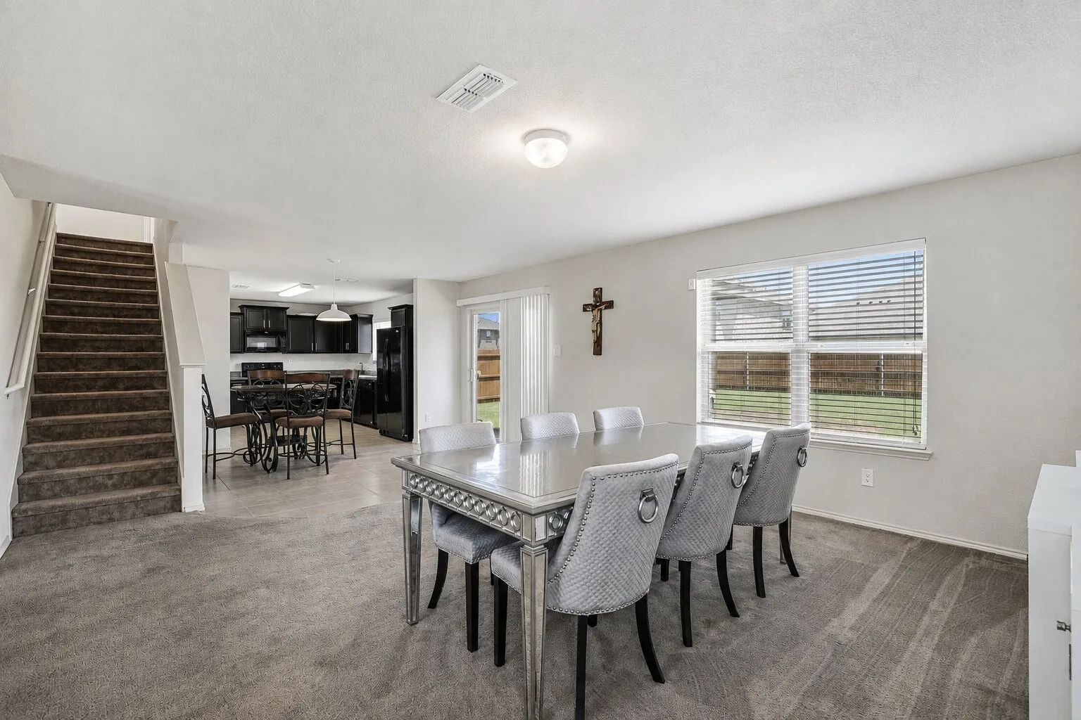 Single Family Residence For Rent in Denton County , 5305 Wharfside Place, Denton, Texas 76208, 3 Bedroom, 3 Bathroom, 2 Garage spaces, 2,280 Sqft, built in 2016, mls#21328586, Real Estate Agent in Denton, Homes For Rent in Denton county, Homes For Rent in Denton, Realtor in Denton Texas, Real Estate Brokerage Independent Realty Texas, Luminita Cordes Realtor