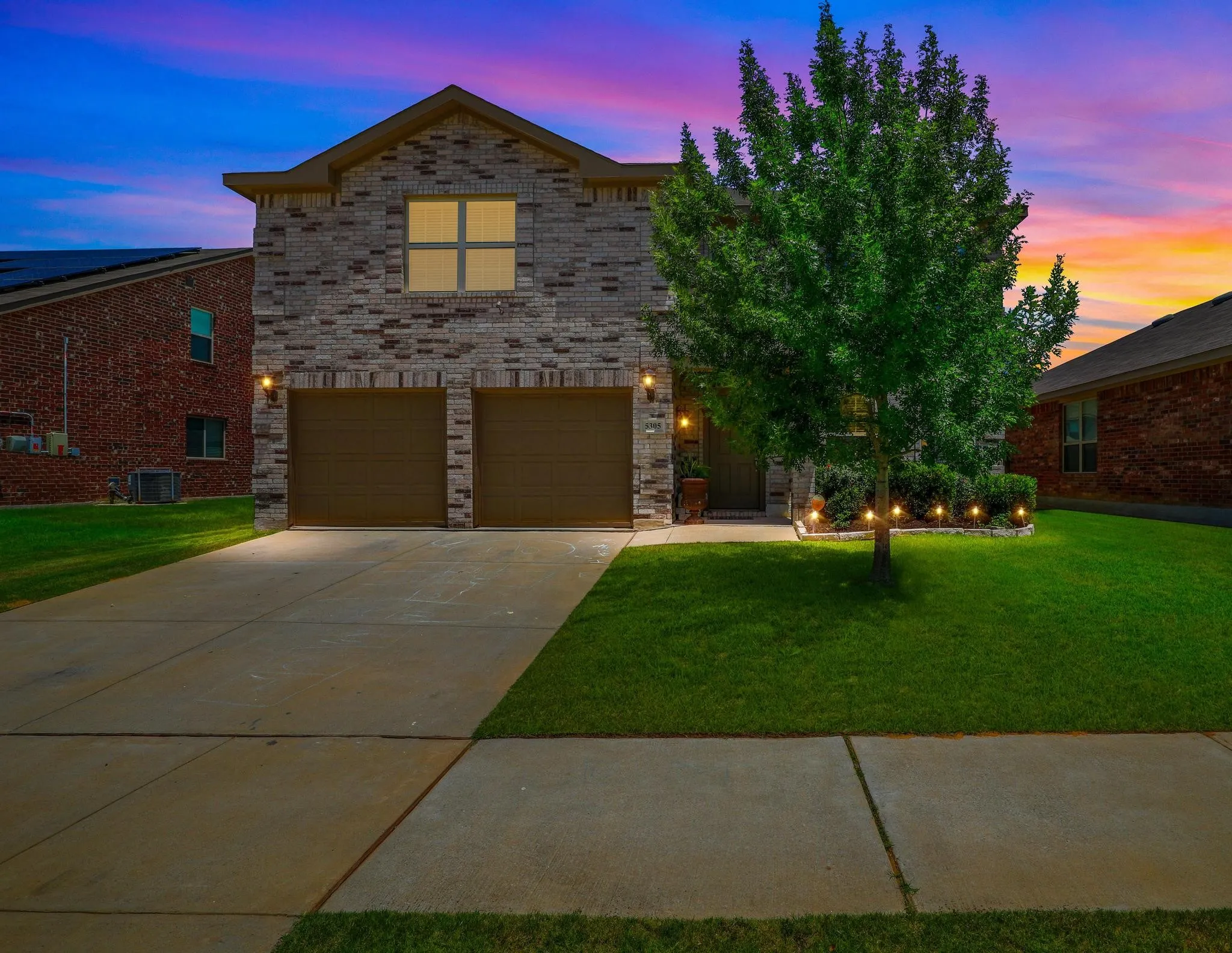 Single Family Residence For Rent in Denton County , 5305 Wharfside Place, Denton, Texas 76208, 3 Bedroom, 3 Bathroom, 2 Garage spaces, 2,280 Sqft, built in 2016, mls#21328586, Real Estate Agent in Denton, Homes For Rent in Denton county, Homes For Rent in Denton, Realtor in Denton Texas, Real Estate Brokerage Independent Realty Texas, Luminita Cordes Realtor