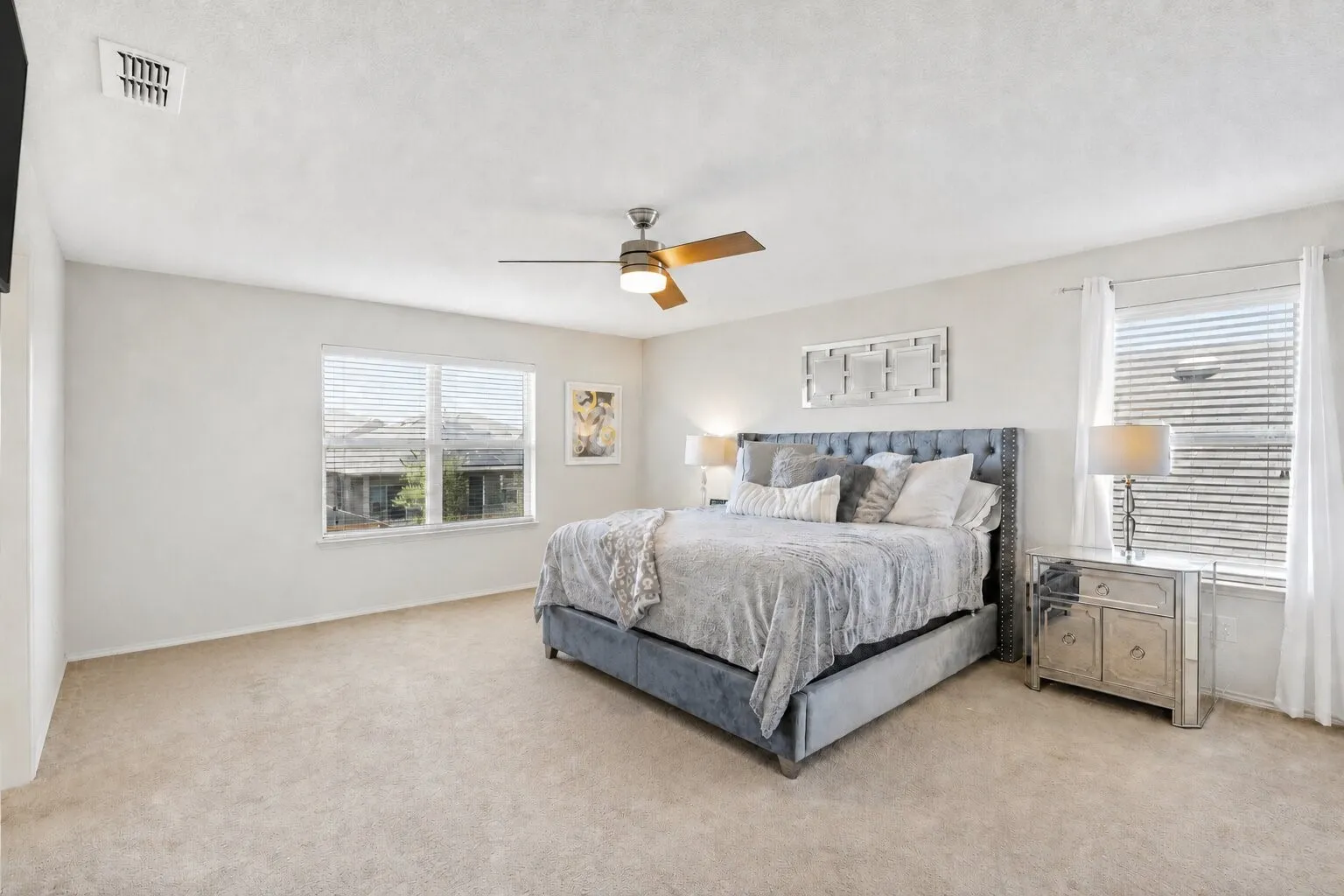Single Family Residence For Rent in Denton County , 5305 Wharfside Place, Denton, Texas 76208, 3 Bedroom, 3 Bathroom, 2 Garage spaces, 2,280 Sqft, built in 2016, mls#21328586, Real Estate Agent in Denton, Homes For Rent in Denton county, Homes For Rent in Denton, Realtor in Denton Texas, Real Estate Brokerage Independent Realty Texas, Luminita Cordes Realtor