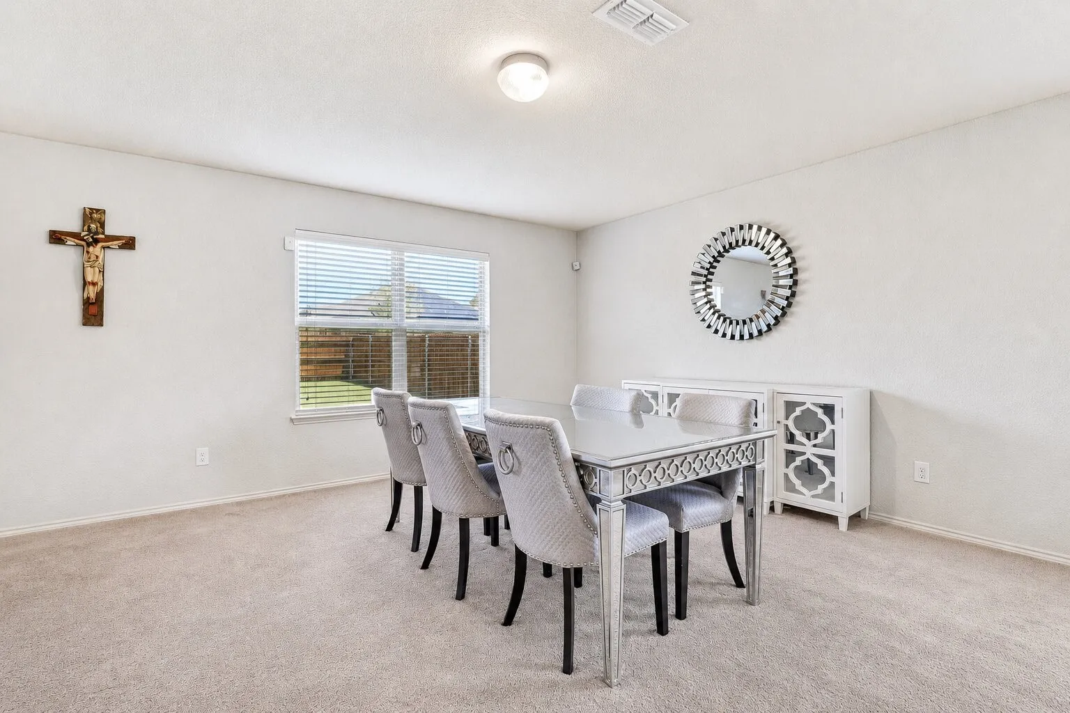 Single Family Residence For Rent in Denton County , 5305 Wharfside Place, Denton, Texas 76208, 3 Bedroom, 3 Bathroom, 2 Garage spaces, 2,280 Sqft, built in 2016, mls#21328586, Real Estate Agent in Denton, Homes For Rent in Denton county, Homes For Rent in Denton, Realtor in Denton Texas, Real Estate Brokerage Independent Realty Texas, Luminita Cordes Realtor
