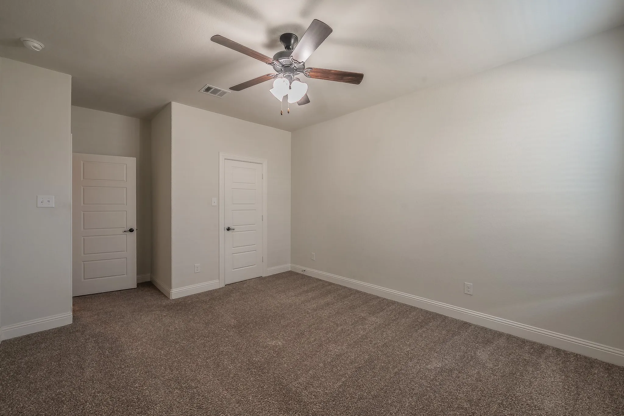 Single Family Residence For Rent in Denton County , 3424 Cimarron River Drive, Celina, Texas 75078, 4 Bedrooms, 3 Bathrooms, 2 Garage spaces, 2,785 Sqft, built in 2018, Price $3,300, mls#21328608, Real Estate Agent in Celina, Homes For Rent in Denton county, Homes For Rent in Celina, Realtor in Celina Texas, Real Estate Brokerage Independent Realty Texas, Luminita Cordes Realtor