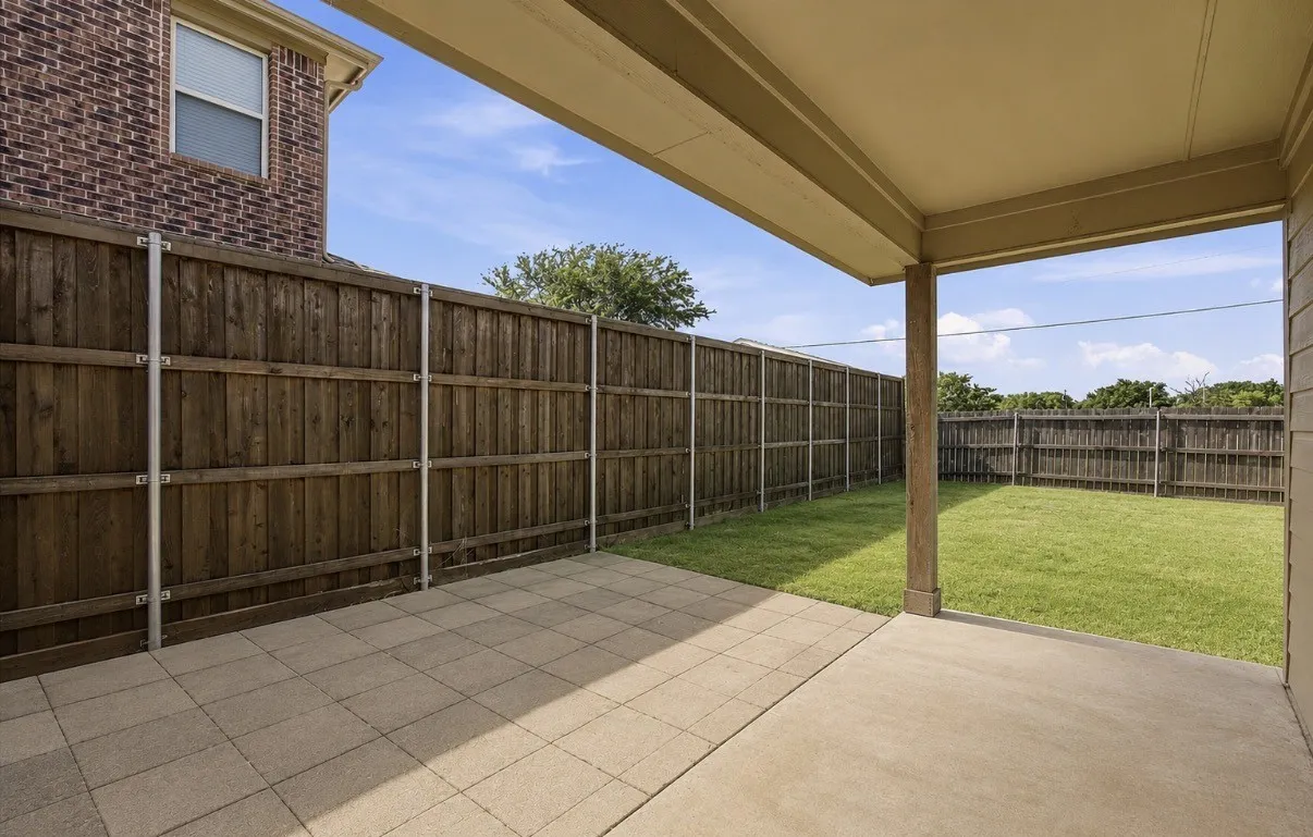 Single Family Residence For Sale in Collin County , 402 Fountain View Lane, Josephine, Texas 75173, 3 Bedroom, 2 Bathroom, 2 Garage spaces, 1,787 Sqft, built in 2013, mls#21328613, Real Estate Agent in Josephine, Homes For Sale in Collin county, Homes For Sale in Josephine, Realtor in Josephine Texas, Real Estate Brokerage Independent Realty Texas, Luminita Cordes Realtor