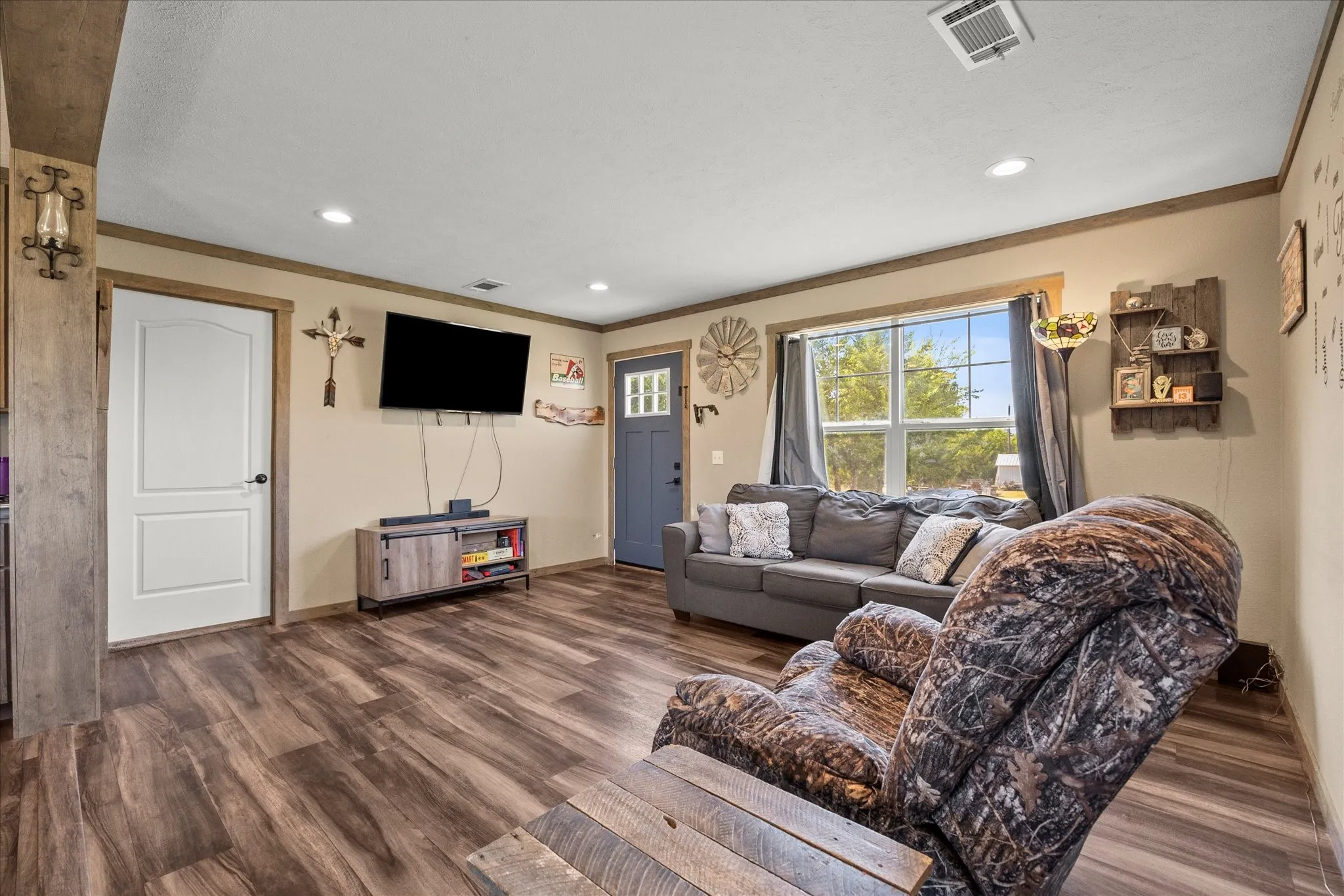 Mobile Home For Sale in Collin County , 815 County Road 655, Farmersville, Texas 75442, 4 Bedroom, 2 Bathroom, Garage spaces, 1,768 Sqft, built in 2021, mls#21325872, Real Estate Agent in Farmersville, Homes For Sale in Collin county, Homes For Sale in Farmersville, Realtor in Farmersville Texas, Real Estate Brokerage Independent Realty Texas, Luminita Cordes Realtor