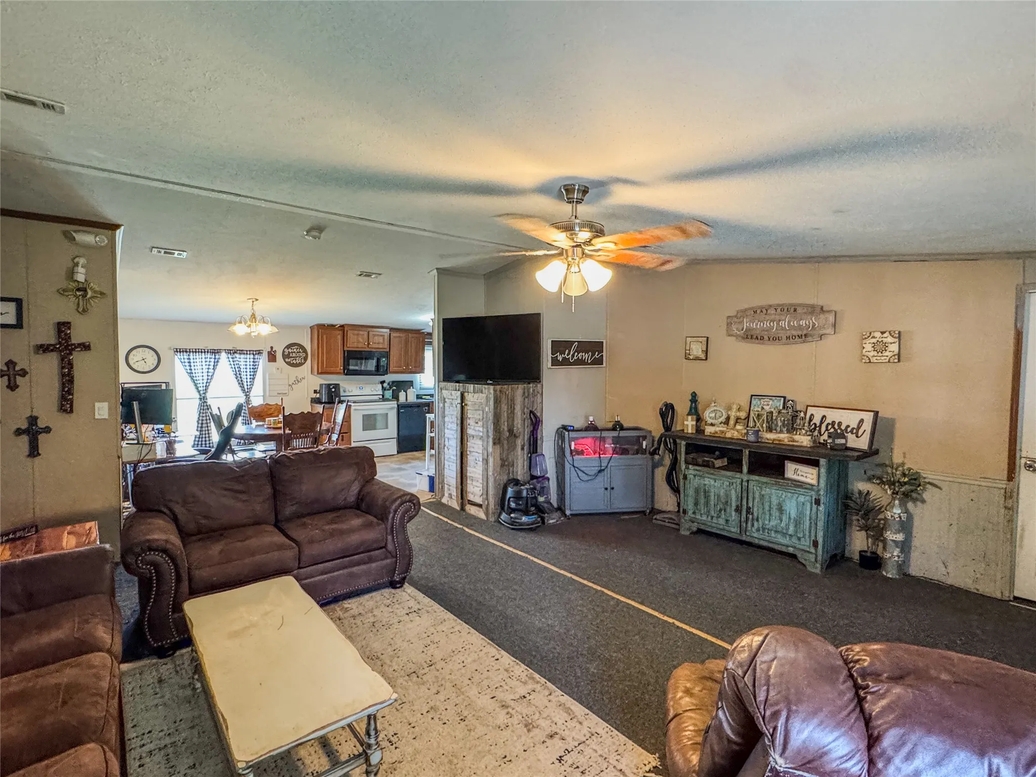 Mobile Home For Sale in Collin County , 815 County Road 655, Farmersville, Texas 75442, 4 Bedroom, 2 Bathroom, Garage spaces, 1,768 Sqft, built in 2021, mls#21325872, Real Estate Agent in Farmersville, Homes For Sale in Collin county, Homes For Sale in Farmersville, Realtor in Farmersville Texas, Real Estate Brokerage Independent Realty Texas, Luminita Cordes Realtor