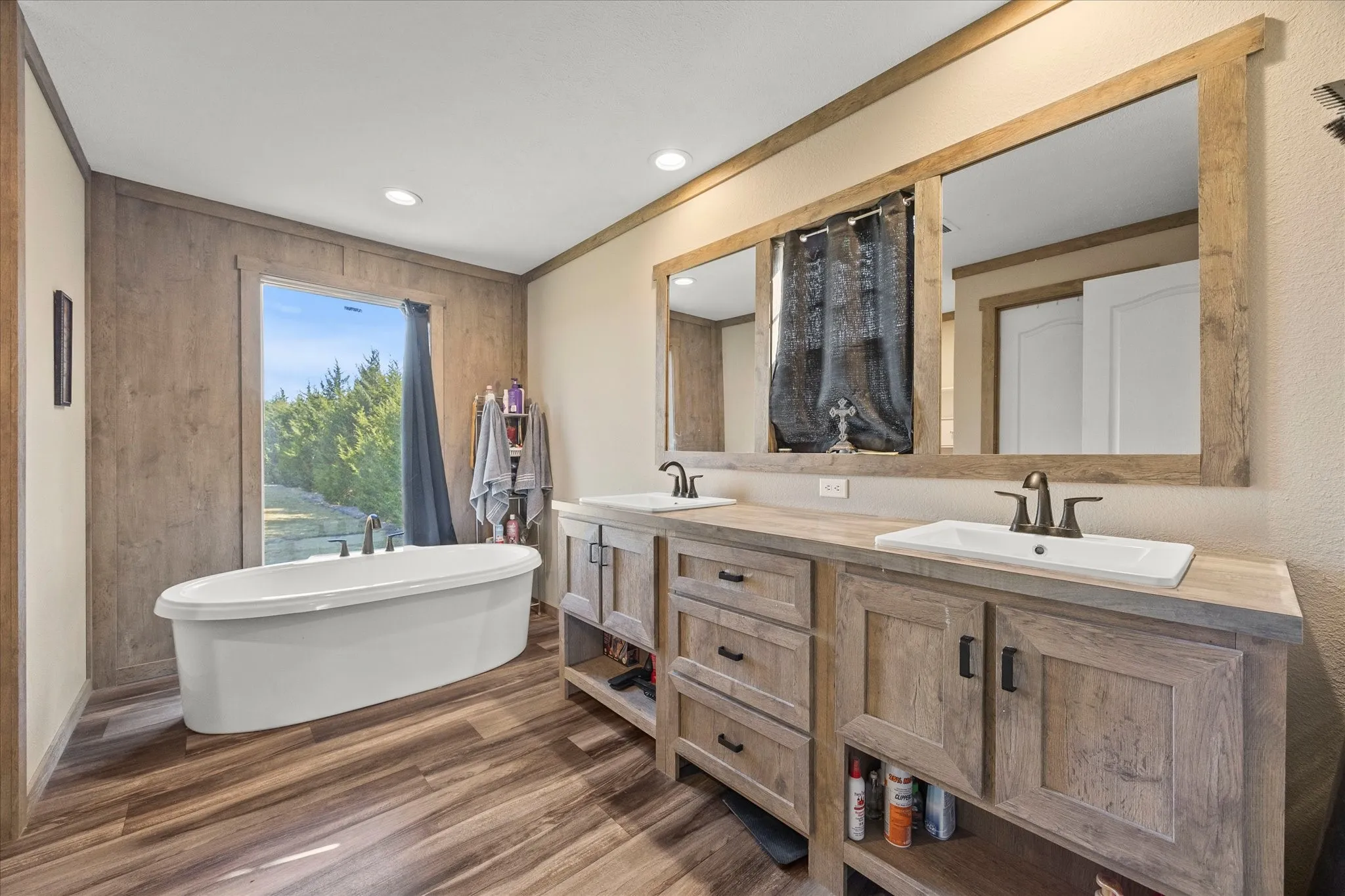 Mobile Home For Sale in Collin County , 815 County Road 655, Farmersville, Texas 75442, 4 Bedroom, 2 Bathroom, Garage spaces, 1,768 Sqft, built in 2021, mls#21325872, Real Estate Agent in Farmersville, Homes For Sale in Collin county, Homes For Sale in Farmersville, Realtor in Farmersville Texas, Real Estate Brokerage Independent Realty Texas, Luminita Cordes Realtor