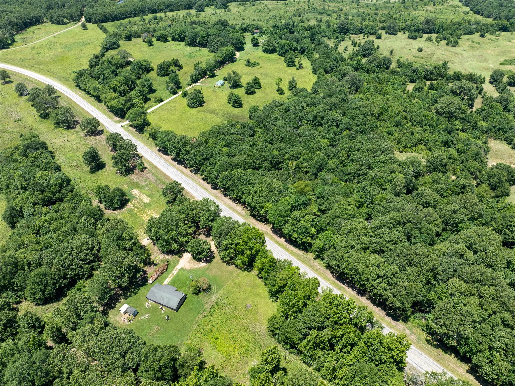 Unimproved Land For Sale in Lamar County , TBD 906 E, Paris, Texas 75462, 0, 0, Garage spaces, 0 Sqft, built in 0, Price $95,000, mls#21328625, Real Estate Agent in Paris, Homes For Sale in Lamar county, Homes For Sale in Paris, Realtor in Paris Texas, Real Estate Brokerage Independent Realty Texas, Luminita Cordes Realtor