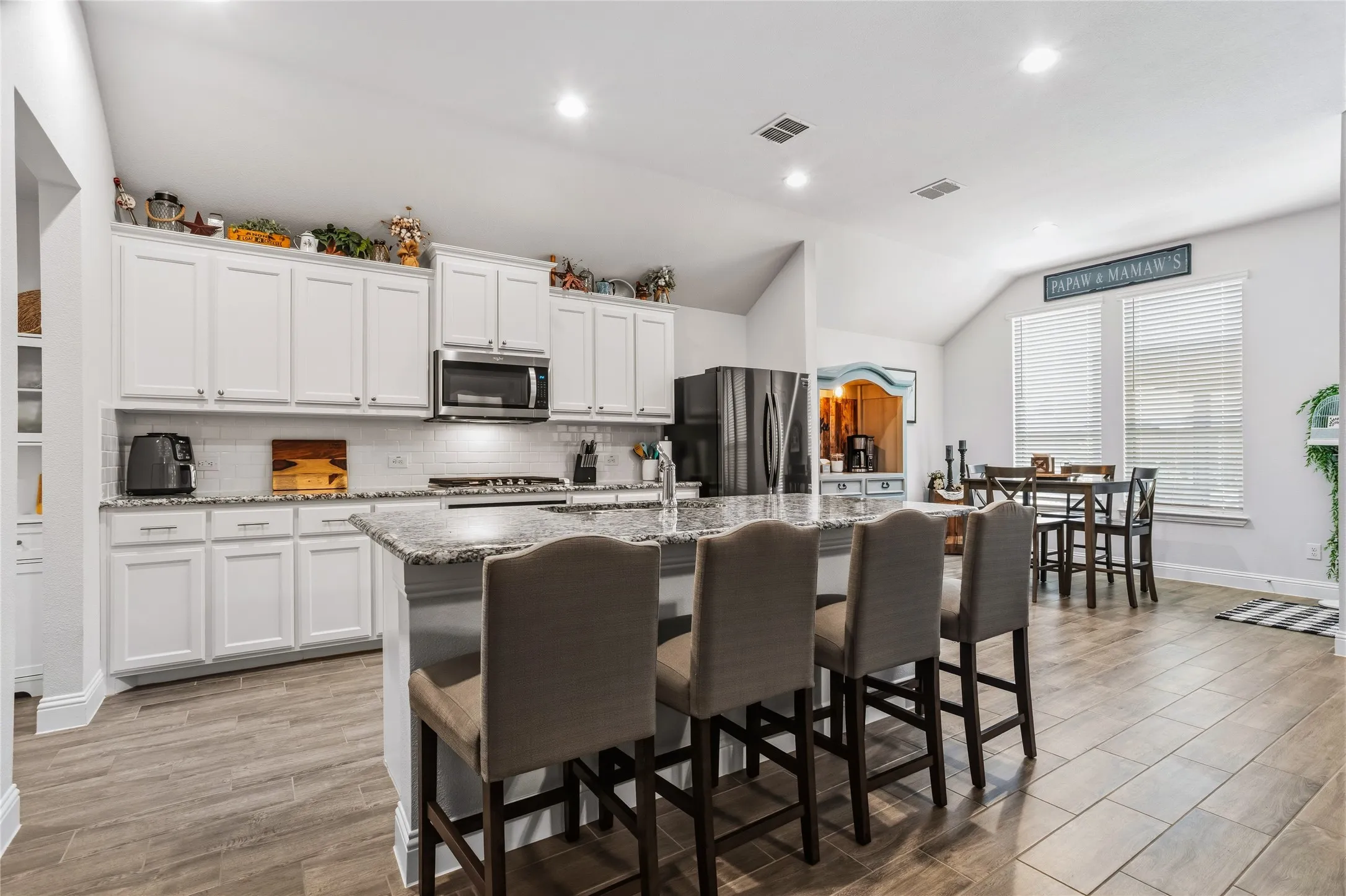 Single Family Residence For Sale in Kaufman County , 710 Truchas Avenue, Forney, Texas 75126, 4 Bedroom, 2 Bathroom, 2 Garage spaces, 2,048 Sqft, built in 2023, mls#21322928, Real Estate Agent in Forney, Homes For Sale in Kaufman county, Homes For Sale in Forney, Realtor in Forney Texas, Real Estate Brokerage Independent Realty Texas, Luminita Cordes Realtor