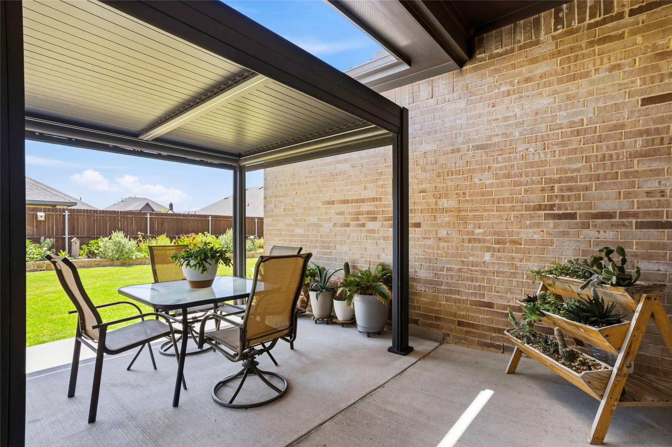 Single Family Residence For Sale in Kaufman County , 710 Truchas Avenue, Forney, Texas 75126, 4 Bedroom, 2 Bathroom, 2 Garage spaces, 2,048 Sqft, built in 2023, mls#21322928, Real Estate Agent in Forney, Homes For Sale in Kaufman county, Homes For Sale in Forney, Realtor in Forney Texas, Real Estate Brokerage Independent Realty Texas, Luminita Cordes Realtor