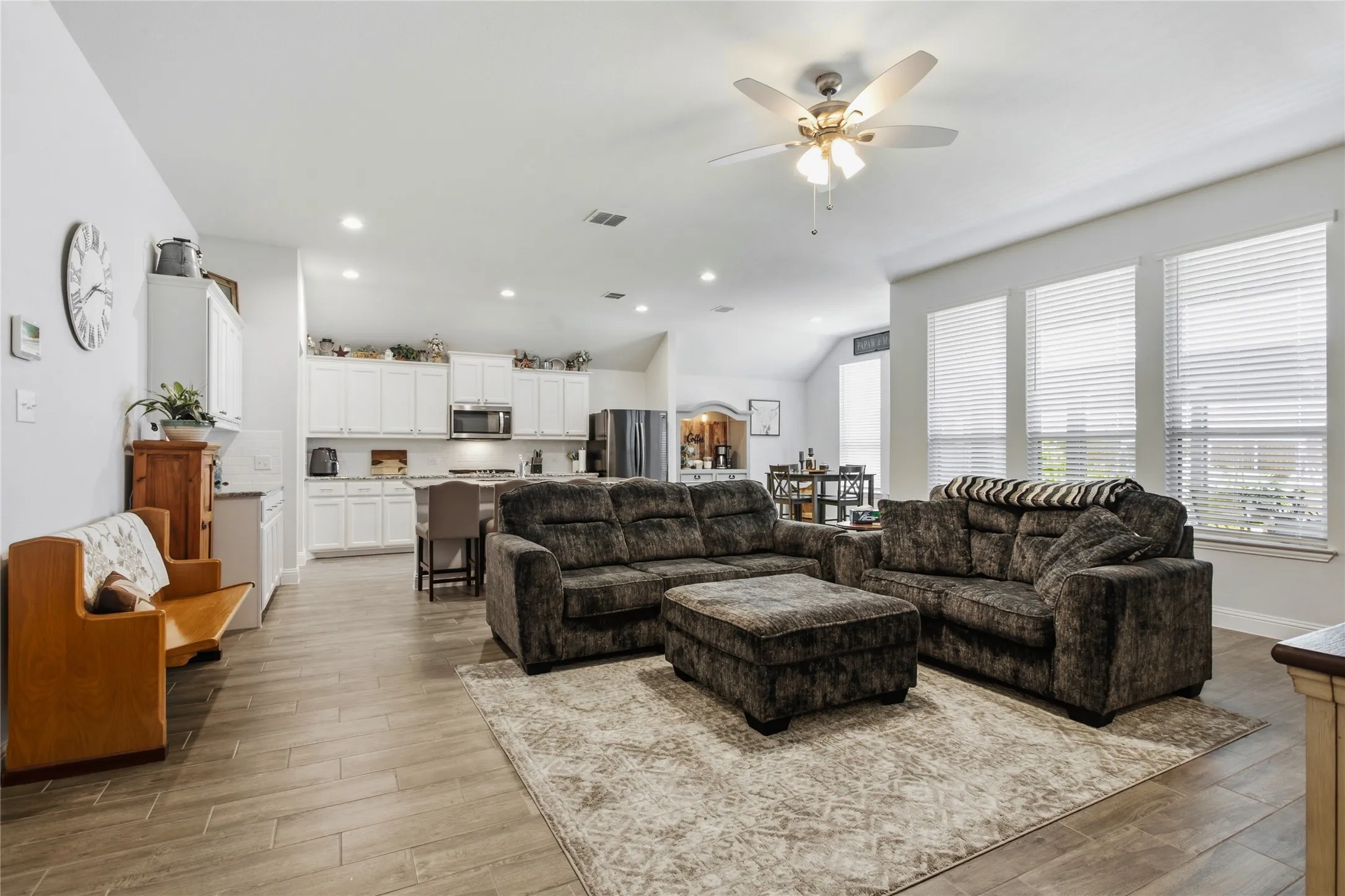 Single Family Residence For Sale in Kaufman County , 710 Truchas Avenue, Forney, Texas 75126, 4 Bedroom, 2 Bathroom, 2 Garage spaces, 2,048 Sqft, built in 2023, mls#21322928, Real Estate Agent in Forney, Homes For Sale in Kaufman county, Homes For Sale in Forney, Realtor in Forney Texas, Real Estate Brokerage Independent Realty Texas, Luminita Cordes Realtor