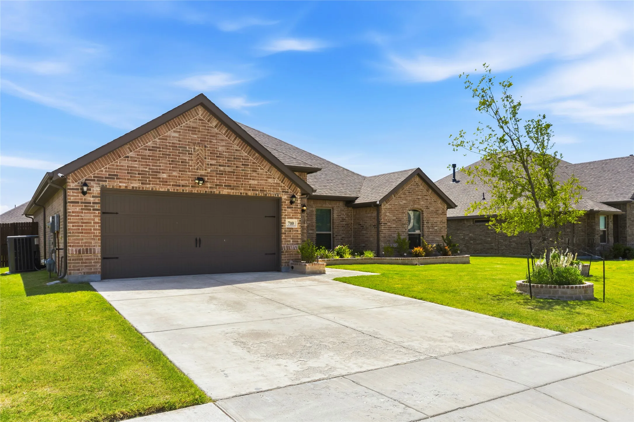 Single Family Residence For Sale in Kaufman County , 710 Truchas Avenue, Forney, Texas 75126, 4 Bedroom, 2 Bathroom, 2 Garage spaces, 2,048 Sqft, built in 2023, mls#21322928, Real Estate Agent in Forney, Homes For Sale in Kaufman county, Homes For Sale in Forney, Realtor in Forney Texas, Real Estate Brokerage Independent Realty Texas, Luminita Cordes Realtor