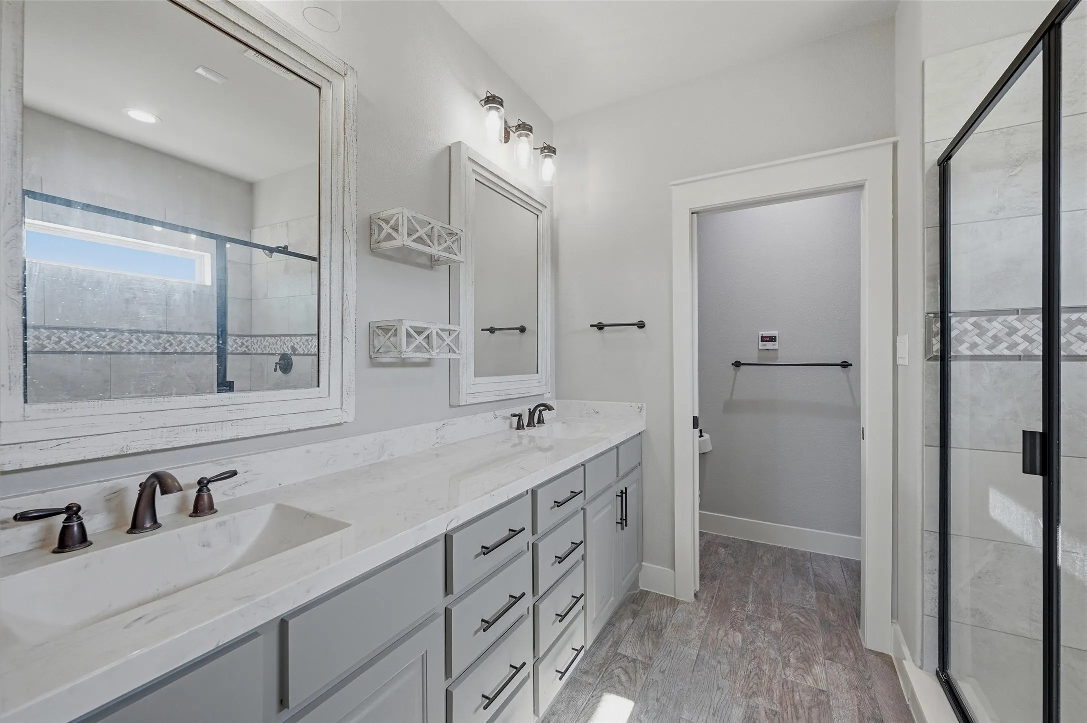 Single Family Residence For Sale in Fannin County , 884 Cheyenne Trail, Trenton, Texas 75490, 3 Bedroom, 2 Bathroom, 2 Garage spaces, 2,068 Sqft, built in 2022, mls#21328620, Real Estate Agent in Trenton, Homes For Sale in Fannin county, Homes For Sale in Trenton, Realtor in Trenton Texas, Real Estate Brokerage Independent Realty Texas, Luminita Cordes Realtor