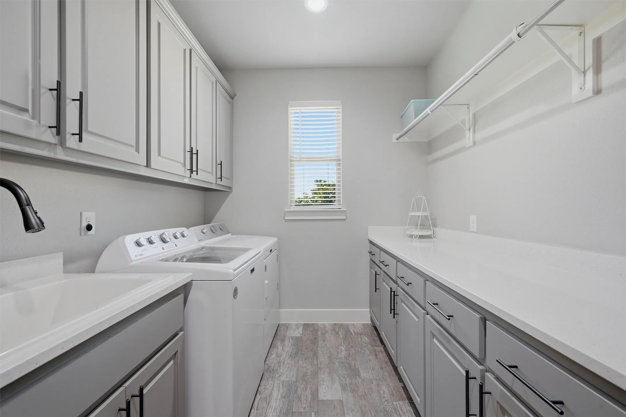 Single Family Residence For Sale in Fannin County , 884 Cheyenne Trail, Trenton, Texas 75490, 3 Bedroom, 2 Bathroom, 2 Garage spaces, 2,068 Sqft, built in 2022, mls#21328620, Real Estate Agent in Trenton, Homes For Sale in Fannin county, Homes For Sale in Trenton, Realtor in Trenton Texas, Real Estate Brokerage Independent Realty Texas, Luminita Cordes Realtor