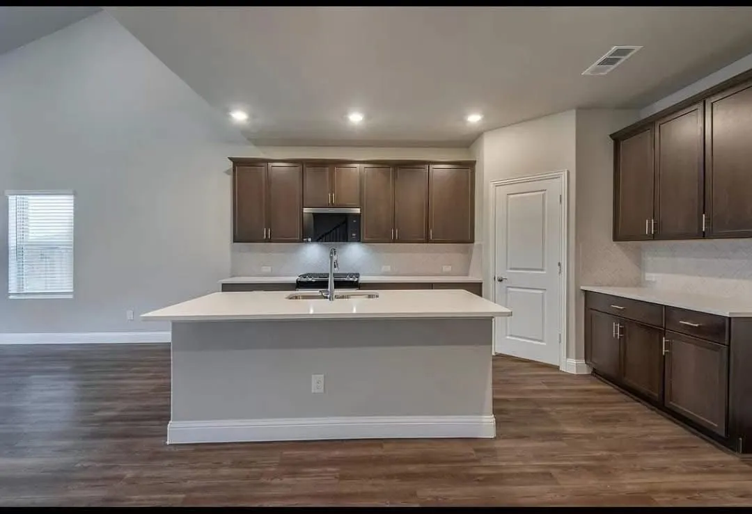 Single Family Residence For Rent in Collin County , 404 Dempsey Drive, Princeton, Texas 75071, 5 Bedrooms, 3 Bathrooms, 2 Garage spaces, 3,015 Sqft, built in 2023, Price $3,800, mls#21318982, Real Estate Agent in Princeton, Homes For Rent in Collin county, Homes For Rent in Princeton, Realtor in Princeton Texas, Real Estate Brokerage Independent Realty Texas, Luminita Cordes Realtor