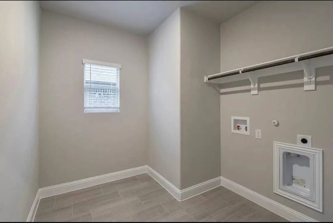 Single Family Residence For Rent in Collin County , 404 Dempsey Drive, Princeton, Texas 75071, 5 Bedrooms, 3 Bathrooms, 2 Garage spaces, 3,015 Sqft, built in 2023, Price $3,800, mls#21318982, Real Estate Agent in Princeton, Homes For Rent in Collin county, Homes For Rent in Princeton, Realtor in Princeton Texas, Real Estate Brokerage Independent Realty Texas, Luminita Cordes Realtor