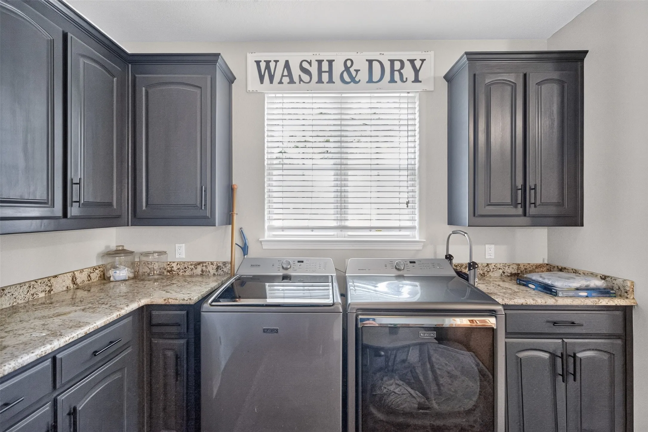 Single Family Residence For Sale in Wise County , 443 County Road 3342, Paradise, Texas 76073, 3 Bedroom, 3 Bathroom, 2 Garage spaces, 2,677 Sqft, built in 2000, mls#21328207, Real Estate Agent in Paradise, Homes For Sale in Wise county, Homes For Sale in Paradise, Realtor in Paradise Texas, Real Estate Brokerage Independent Realty Texas, Luminita Cordes Realtor