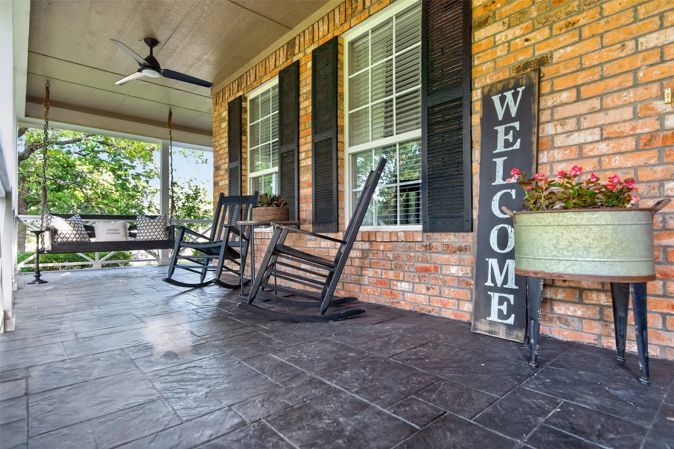 Single Family Residence For Sale in Wise County , 443 County Road 3342, Paradise, Texas 76073, 3 Bedroom, 3 Bathroom, 2 Garage spaces, 2,677 Sqft, built in 2000, mls#21328207, Real Estate Agent in Paradise, Homes For Sale in Wise county, Homes For Sale in Paradise, Realtor in Paradise Texas, Real Estate Brokerage Independent Realty Texas, Luminita Cordes Realtor