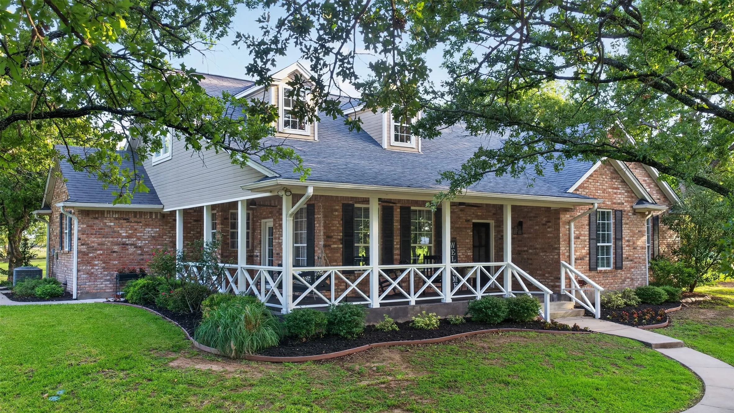 Single Family Residence For Sale in Wise County , 443 County Road 3342, Paradise, Texas 76073, 3 Bedroom, 3 Bathroom, 2 Garage spaces, 2,677 Sqft, built in 2000, mls#21328207, Real Estate Agent in Paradise, Homes For Sale in Wise county, Homes For Sale in Paradise, Realtor in Paradise Texas, Real Estate Brokerage Independent Realty Texas, Luminita Cordes Realtor