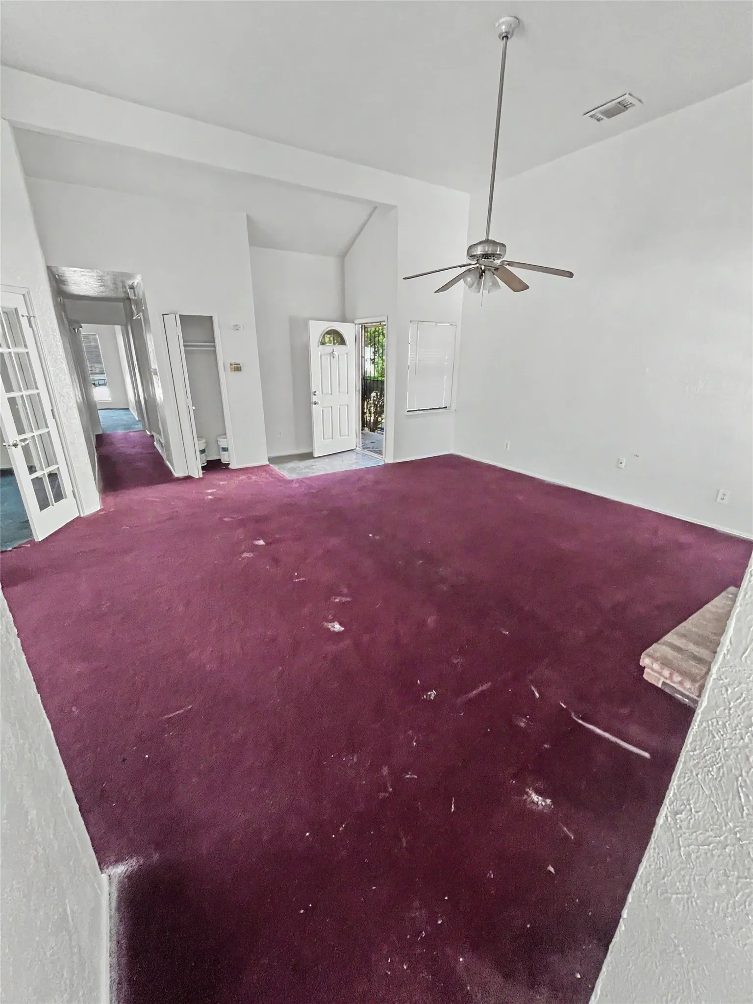 Single Family Residence For Sale in Dallas County , 1353 Southridge Drive, Lancaster, Texas 75146, 3 Bedroom, 2 Bathroom, 2 Garage spaces, 1,412 Sqft, built in 1984, mls#21328639, Real Estate Agent in Lancaster, Homes For Sale in Dallas county, Homes For Sale in Lancaster, Realtor in Lancaster Texas, Real Estate Brokerage Independent Realty Texas, Luminita Cordes Realtor