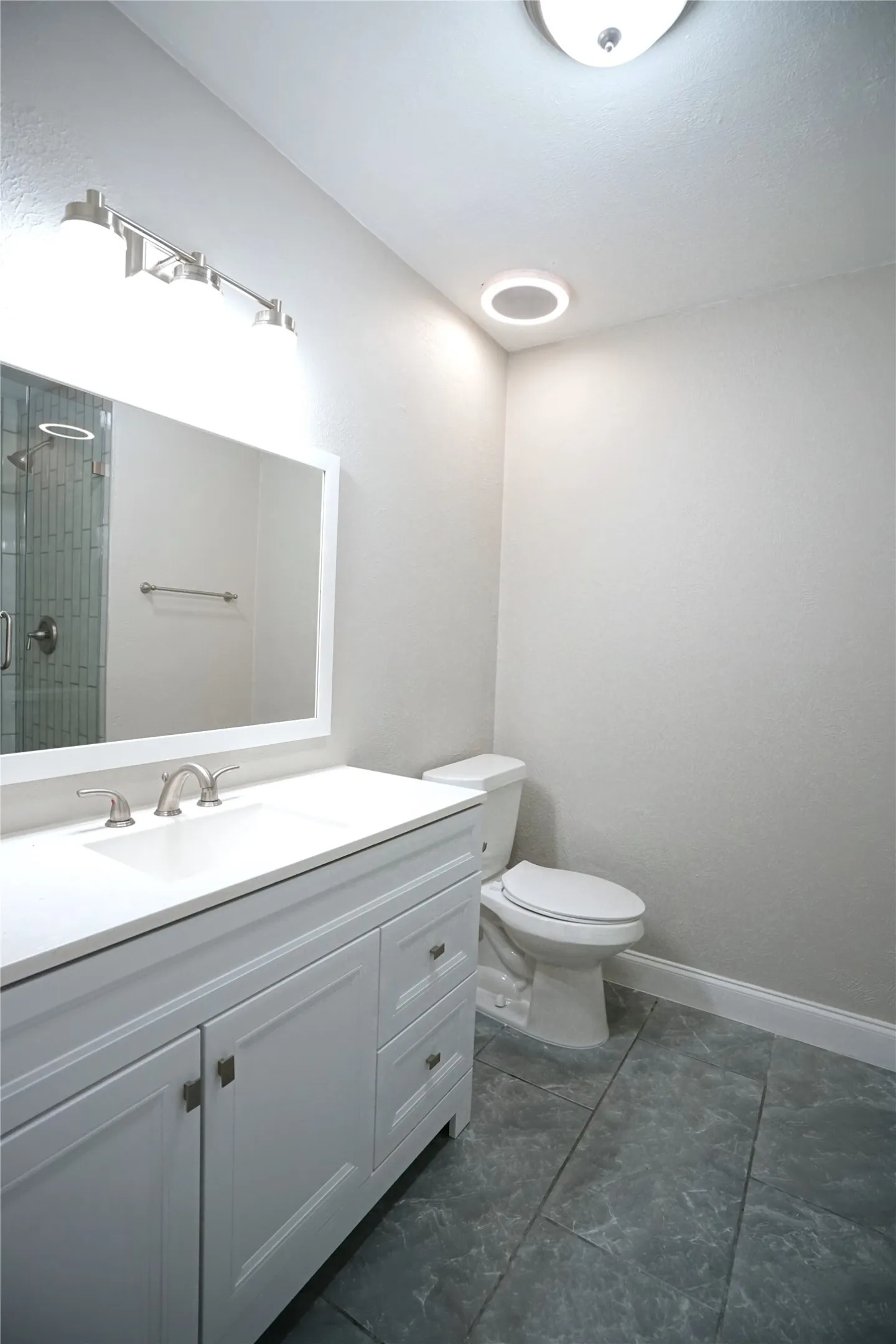 Single Family Residence For Rent in Tarrant County , 619 Todd Court, Burleson, Texas 76028, 4 Bedroom, 2 Bathroom, 2 Garage spaces, 1,416 Sqft, built in 1970, mls#21328651, Real Estate Agent in Burleson, Homes For Rent in Tarrant county, Homes For Rent in Burleson, Realtor in Burleson Texas, Real Estate Brokerage Independent Realty Texas, Luminita Cordes Realtor