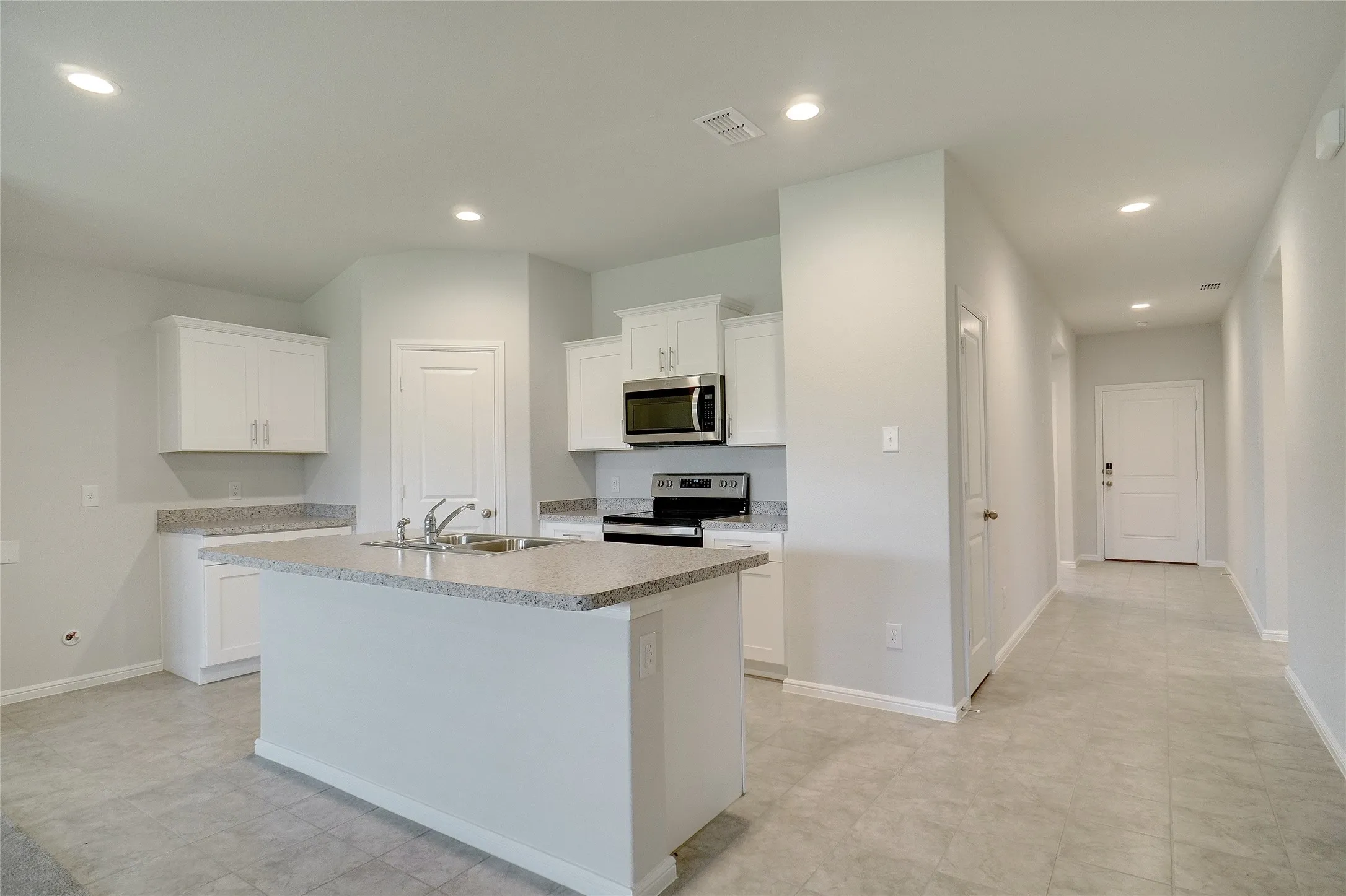Single Family Residence For Rent in Parker County , 113 Anderson Mill Street, Azle, Texas 76020, 4 Bedroom, 2 Bathroom, 2 Garage spaces, 1,875 Sqft, built in 2023, mls#21328658, Real Estate Agent in Azle, Homes For Rent in Parker county, Homes For Rent in Azle, Realtor in Azle Texas, Real Estate Brokerage Independent Realty Texas, Luminita Cordes Realtor