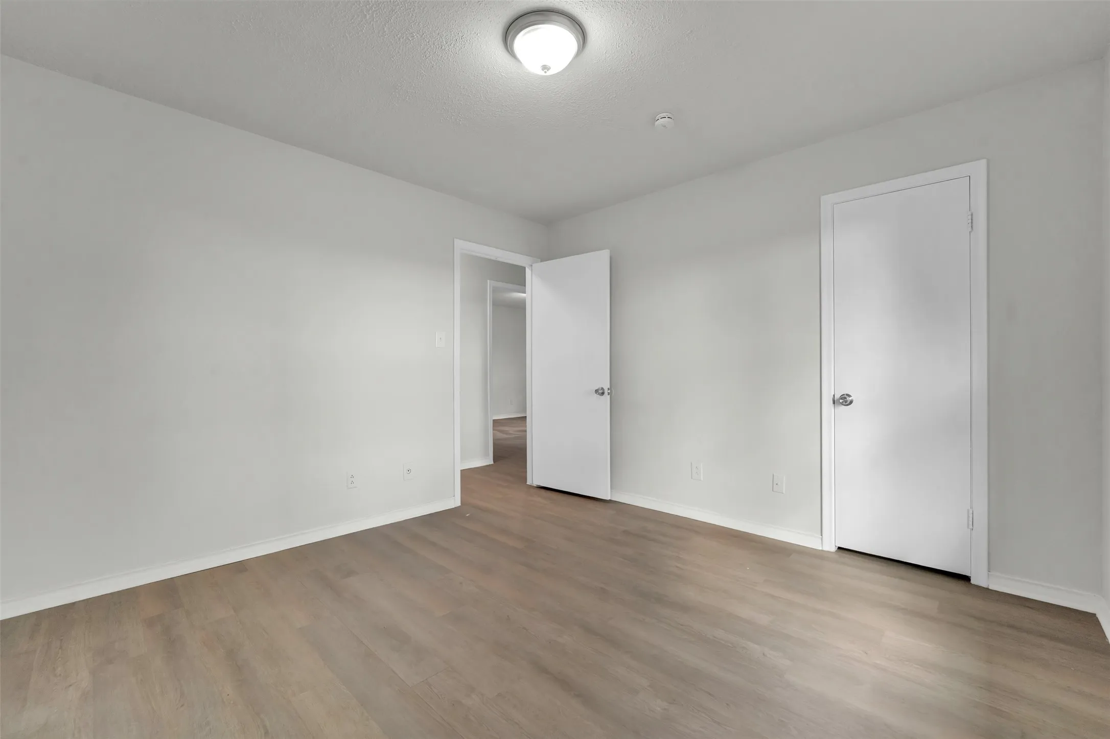 Single Family Residence For Rent in Dallas County , 2630 Pasteur Avenue, Dallas, Texas 75228, 3 Bedroom, 2 Bathroom, 2 Garage spaces, 1,418 Sqft, built in 1967, mls#21328655, Real Estate Agent in Dallas, Homes For Rent in Dallas county, Homes For Rent in Dallas, Realtor in Dallas Texas, Real Estate Brokerage Independent Realty Texas, Luminita Cordes Realtor