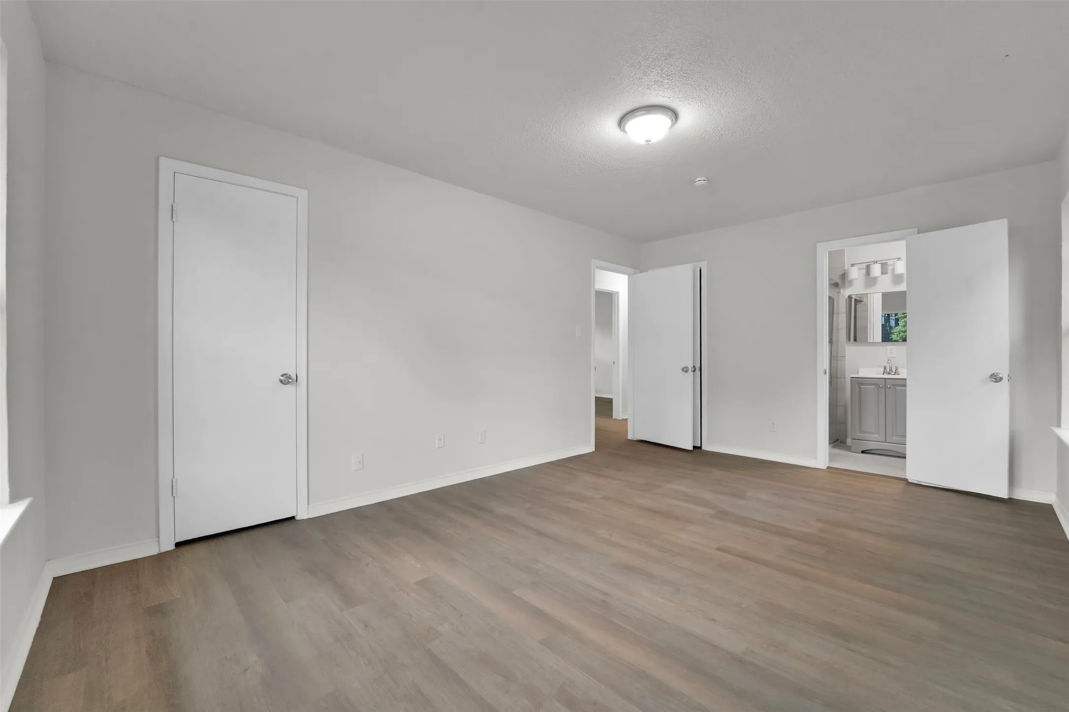 Single Family Residence For Rent in Dallas County , 2630 Pasteur Avenue, Dallas, Texas 75228, 3 Bedroom, 2 Bathroom, 2 Garage spaces, 1,418 Sqft, built in 1967, mls#21328655, Real Estate Agent in Dallas, Homes For Rent in Dallas county, Homes For Rent in Dallas, Realtor in Dallas Texas, Real Estate Brokerage Independent Realty Texas, Luminita Cordes Realtor