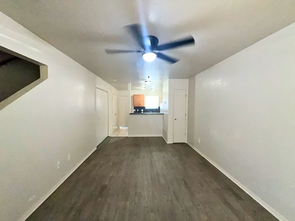 Quadruplex For Rent in Bell County , 1108 Shanarae Circle B, Killeen, Texas 76549, 2 Bedroom, 2 Bathroom, Garage spaces, 885 Sqft, built in 1998, mls#21328663, Real Estate Agent in Killeen, Homes For Rent in Bell county, Homes For Rent in Killeen, Realtor in Killeen Texas, Real Estate Brokerage Independent Realty Texas, Luminita Cordes Realtor