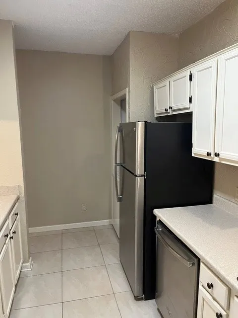 Condominium For Sale in Dallas County , 5550 Spring Valley Road F15, Dallas, Texas 75254, 1 Bedroom, 1 Bathroom, Garage spaces, 680 Sqft, built in 1983, mls#21328197, Real Estate Agent in Dallas, Homes For Sale in Dallas county, Homes For Sale in Dallas, Realtor in Dallas Texas, Real Estate Brokerage Independent Realty Texas, Luminita Cordes Realtor