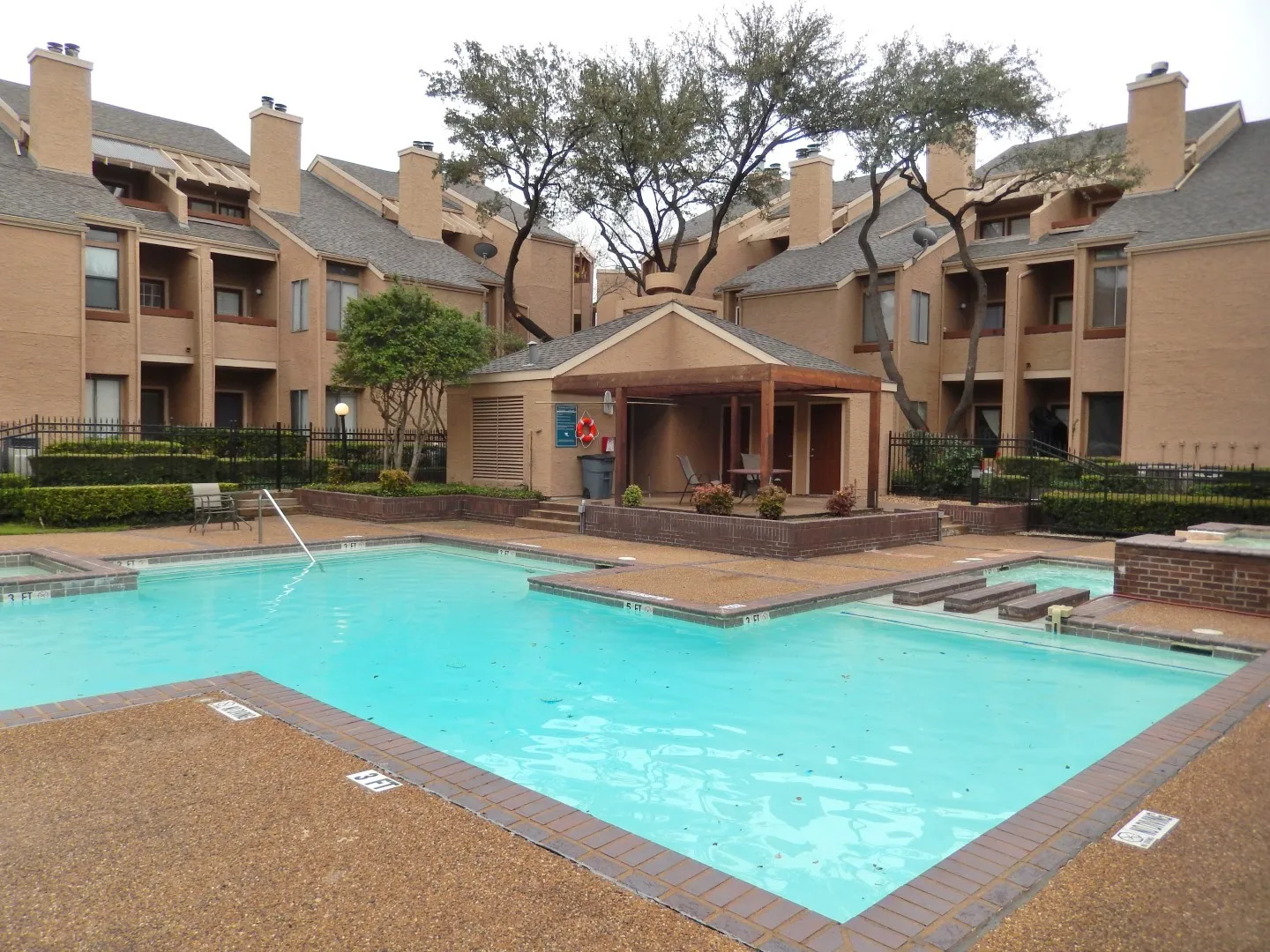 Condominium For Sale in Dallas County , 5550 Spring Valley Road F15, Dallas, Texas 75254, 1 Bedroom, 1 Bathroom, Garage spaces, 680 Sqft, built in 1983, mls#21328197, Real Estate Agent in Dallas, Homes For Sale in Dallas county, Homes For Sale in Dallas, Realtor in Dallas Texas, Real Estate Brokerage Independent Realty Texas, Luminita Cordes Realtor