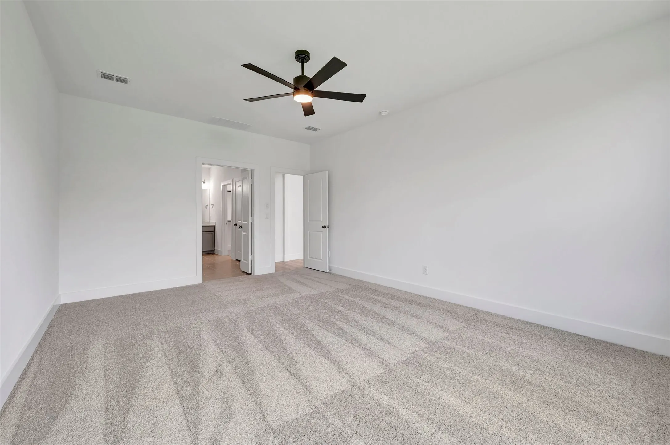 Single Family Residence For Sale in Denton County , 5005 Lily Creek Drive, Aubrey, Texas 76227, 4 Bedroom, 4 Bathroom, 2 Garage spaces, 3,192 Sqft, built in 2026, mls#21317109, Real Estate Agent in Aubrey, Homes For Sale in Denton county, Homes For Sale in Aubrey, Realtor in Aubrey Texas, Real Estate Brokerage Independent Realty Texas, Luminita Cordes Realtor