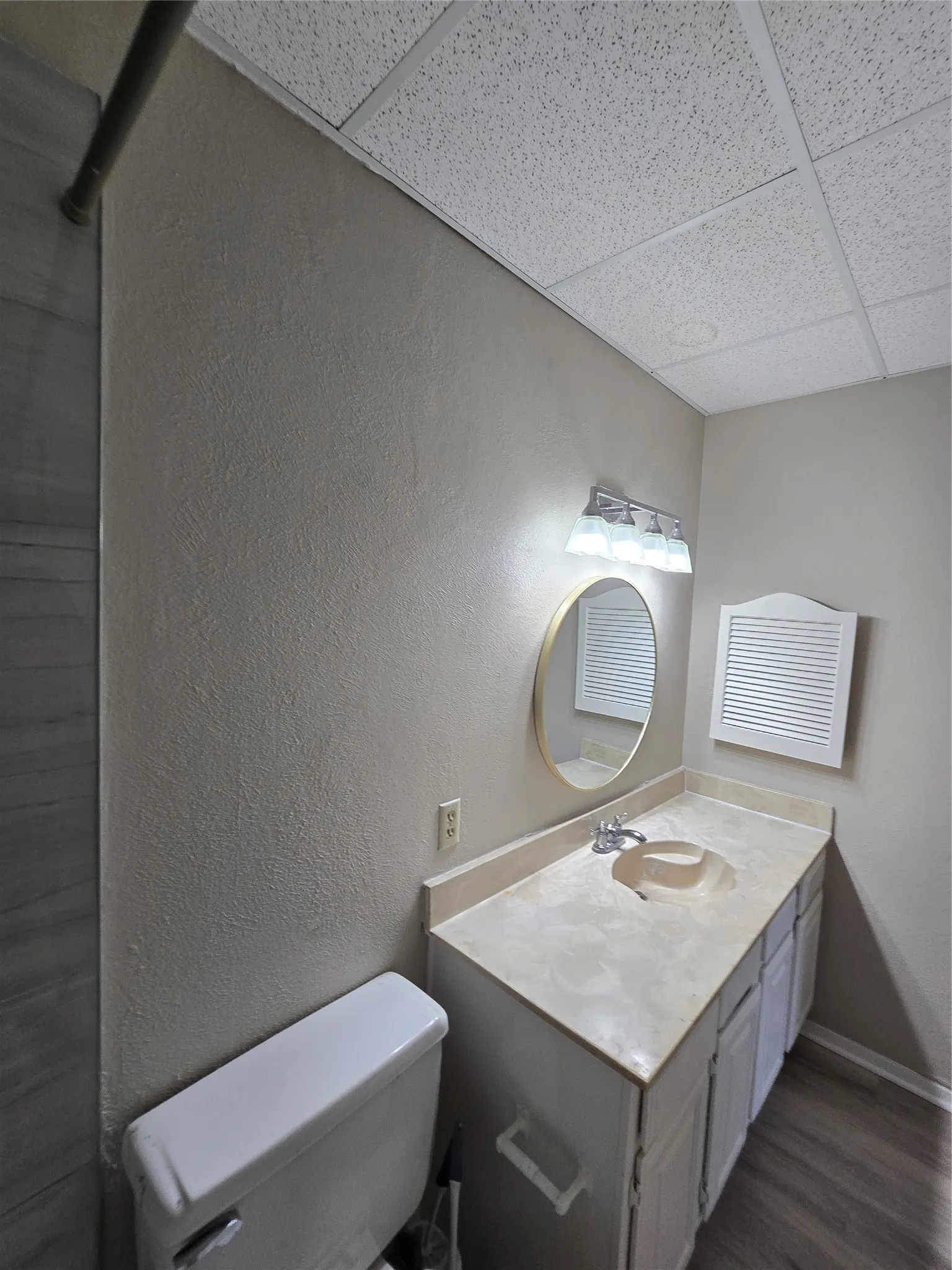 Condominium For Sale in Dallas County , 11480 Audelia Road 142, Dallas, Texas 75243, 2 Bedroom, 2 Bathroom, Garage spaces, 1,087 Sqft, built in 1980, mls#21328675, Real Estate Agent in Dallas, Homes For Sale in Dallas county, Homes For Sale in Dallas, Realtor in Dallas Texas, Real Estate Brokerage Independent Realty Texas, Luminita Cordes Realtor