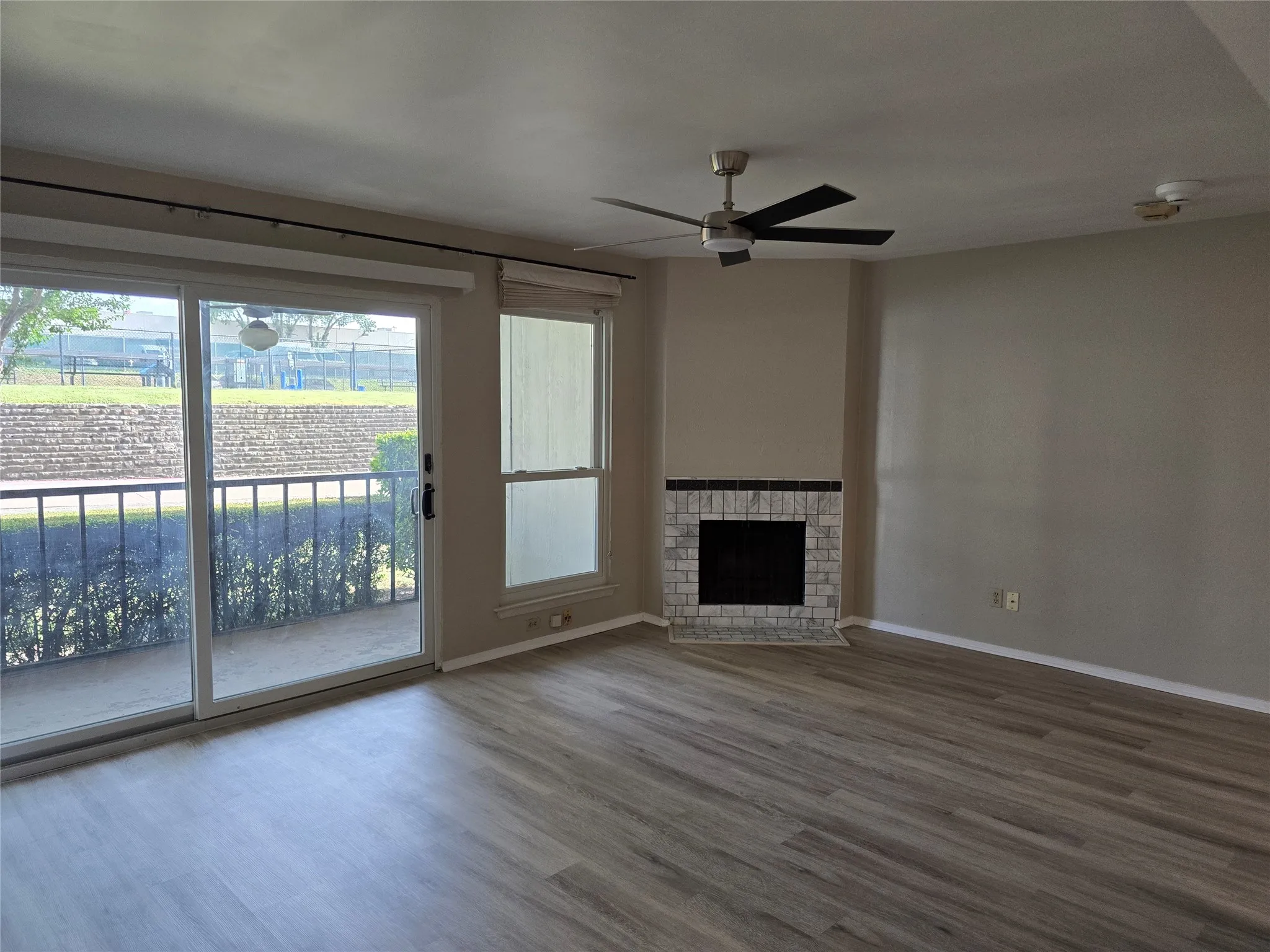 Condominium For Sale in Dallas County , 11480 Audelia Road 142, Dallas, Texas 75243, 2 Bedroom, 2 Bathroom, Garage spaces, 1,087 Sqft, built in 1980, mls#21328675, Real Estate Agent in Dallas, Homes For Sale in Dallas county, Homes For Sale in Dallas, Realtor in Dallas Texas, Real Estate Brokerage Independent Realty Texas, Luminita Cordes Realtor