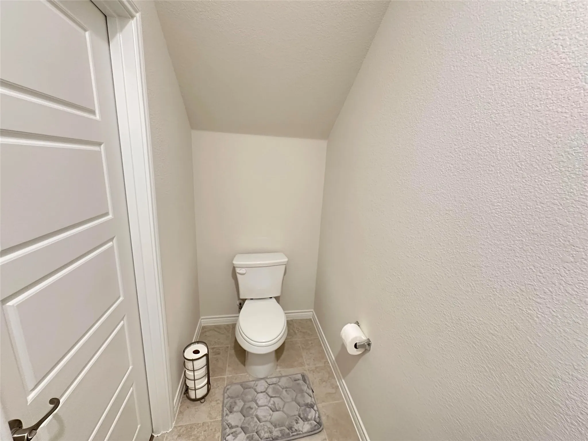 Townhouse For Rent in Collin County , 809 Lone Rock Drive, Anna, Texas 75409, 3 Bedroom, 3 Bathroom, 2 Garage spaces, 1,685 Sqft, built in 2024, mls#21328677, Real Estate Agent in Anna, Homes For Rent in Collin county, Homes For Rent in Anna, Realtor in Anna Texas, Real Estate Brokerage Independent Realty Texas, Luminita Cordes Realtor