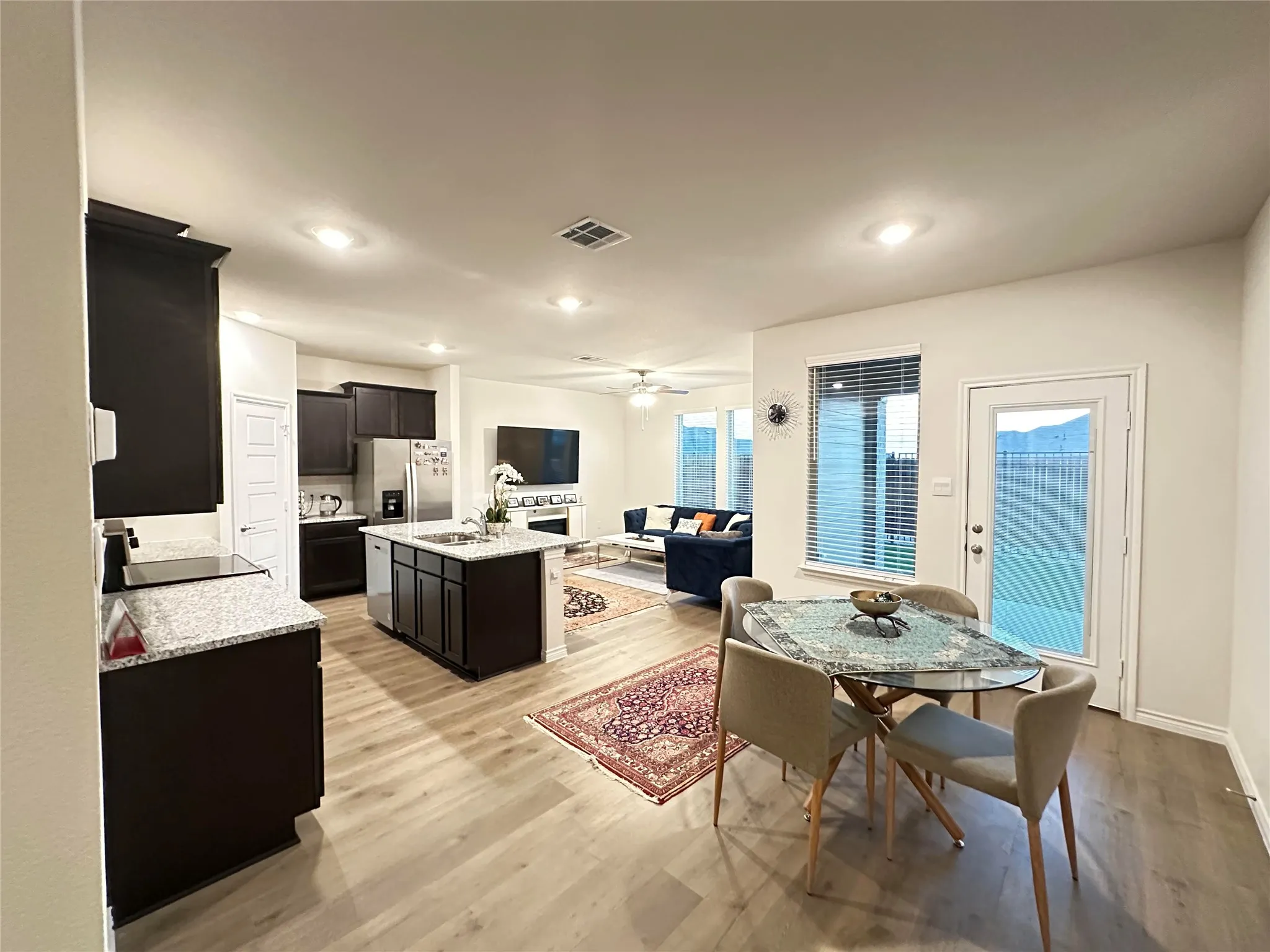 Townhouse For Rent in Collin County , 809 Lone Rock Drive, Anna, Texas 75409, 3 Bedroom, 3 Bathroom, 2 Garage spaces, 1,685 Sqft, built in 2024, mls#21328677, Real Estate Agent in Anna, Homes For Rent in Collin county, Homes For Rent in Anna, Realtor in Anna Texas, Real Estate Brokerage Independent Realty Texas, Luminita Cordes Realtor
