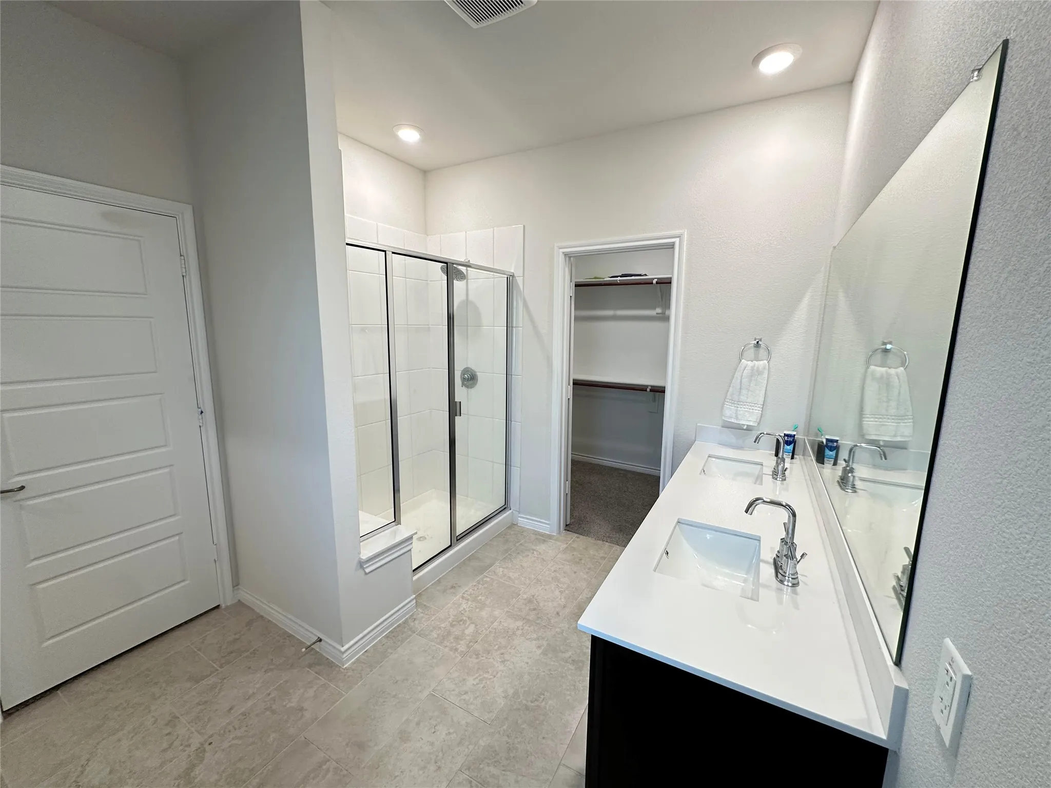 Townhouse For Rent in Collin County , 809 Lone Rock Drive, Anna, Texas 75409, 3 Bedroom, 3 Bathroom, 2 Garage spaces, 1,685 Sqft, built in 2024, mls#21328677, Real Estate Agent in Anna, Homes For Rent in Collin county, Homes For Rent in Anna, Realtor in Anna Texas, Real Estate Brokerage Independent Realty Texas, Luminita Cordes Realtor