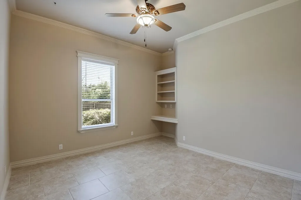 Single Family Residence For Sale in Ellis County , 1320 N Creek Circle, Waxahachie, Texas 75165, 4 Bedroom, 4 Bathroom, 2 Garage spaces, 3,840 Sqft, built in 2006, mls#21328681, Real Estate Agent in Waxahachie, Homes For Sale in Ellis county, Homes For Sale in Waxahachie, Realtor in Waxahachie Texas, Real Estate Brokerage Independent Realty Texas, Luminita Cordes Realtor