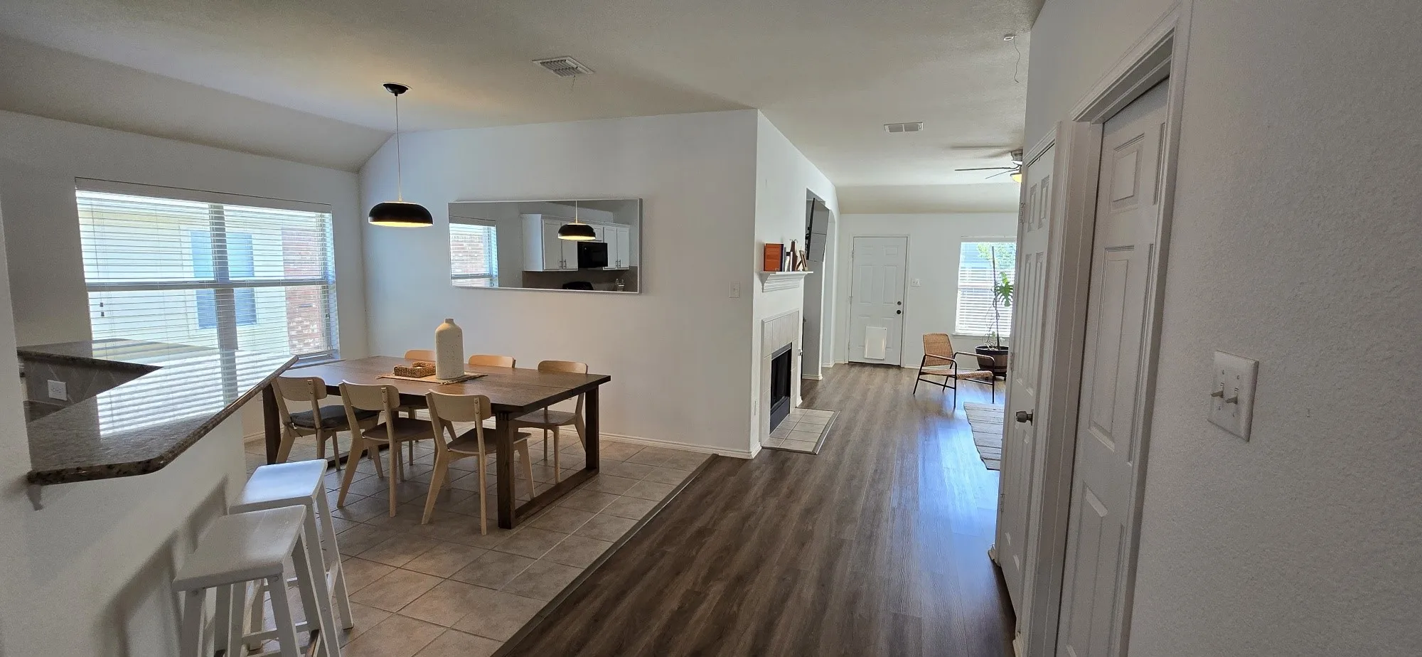 Single Family Residence For Sale in Tarrant County , 452 Paddle Drive, Crowley, Texas 76036, 3 Bedroom, 2 Bathroom, 2 Garage spaces, 1,791 Sqft, built in 2010, mls#21328691, Real Estate Agent in Crowley, Homes For Sale in Tarrant county, Homes For Sale in Crowley, Realtor in Crowley Texas, Real Estate Brokerage Independent Realty Texas, Luminita Cordes Realtor