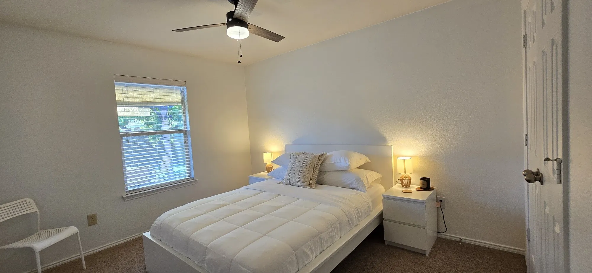 Single Family Residence For Sale in Tarrant County , 452 Paddle Drive, Crowley, Texas 76036, 3 Bedroom, 2 Bathroom, 2 Garage spaces, 1,791 Sqft, built in 2010, mls#21328691, Real Estate Agent in Crowley, Homes For Sale in Tarrant county, Homes For Sale in Crowley, Realtor in Crowley Texas, Real Estate Brokerage Independent Realty Texas, Luminita Cordes Realtor