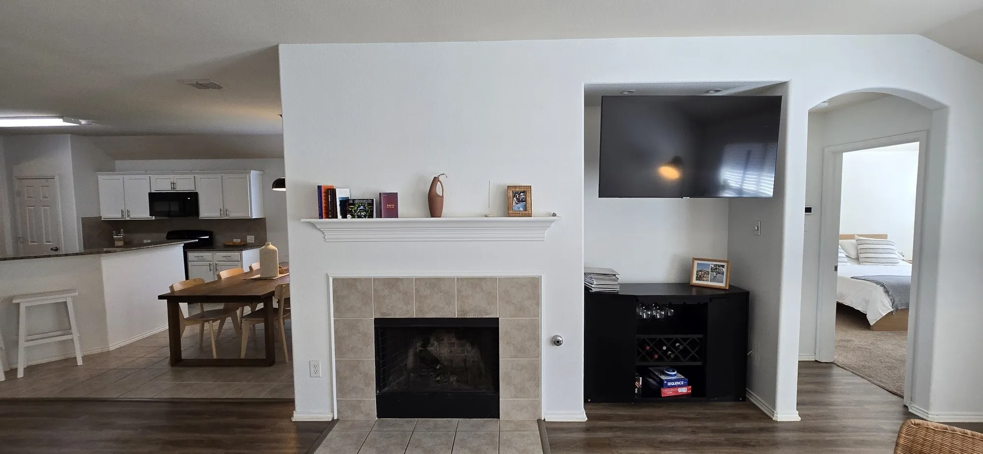 Single Family Residence For Sale in Tarrant County , 452 Paddle Drive, Crowley, Texas 76036, 3 Bedroom, 2 Bathroom, 2 Garage spaces, 1,791 Sqft, built in 2010, mls#21328691, Real Estate Agent in Crowley, Homes For Sale in Tarrant county, Homes For Sale in Crowley, Realtor in Crowley Texas, Real Estate Brokerage Independent Realty Texas, Luminita Cordes Realtor