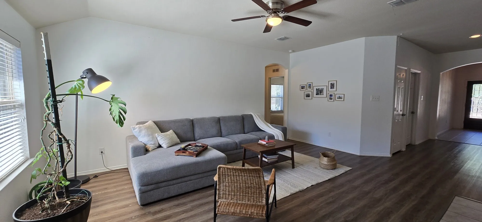 Single Family Residence For Sale in Tarrant County , 452 Paddle Drive, Crowley, Texas 76036, 3 Bedroom, 2 Bathroom, 2 Garage spaces, 1,791 Sqft, built in 2010, mls#21328691, Real Estate Agent in Crowley, Homes For Sale in Tarrant county, Homes For Sale in Crowley, Realtor in Crowley Texas, Real Estate Brokerage Independent Realty Texas, Luminita Cordes Realtor