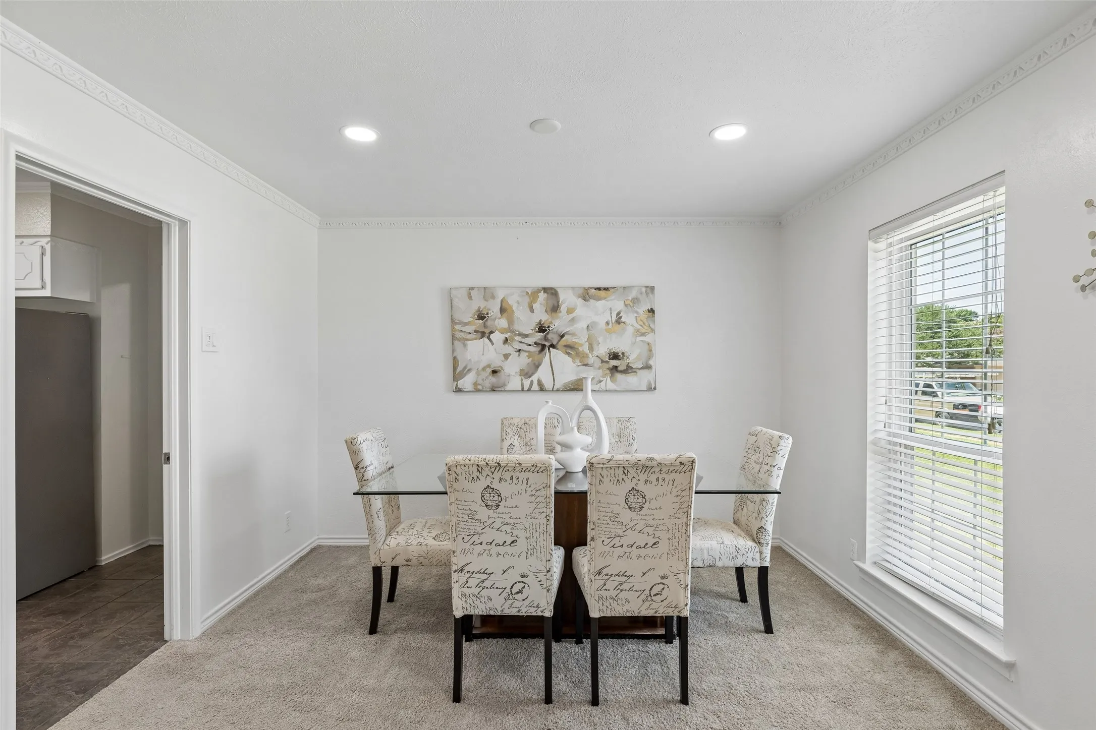 Single Family Residence For Sale in Dallas County , 527 Twilight Trail, Richardson, Texas 75080, 4 Bedroom, 2 Bathroom, Garage spaces, 2,257 Sqft, built in 1965, mls#21327611, Real Estate Agent in Richardson, Homes For Sale in Dallas county, Homes For Sale in Richardson, Realtor in Richardson Texas, Real Estate Brokerage Independent Realty Texas, Luminita Cordes Realtor