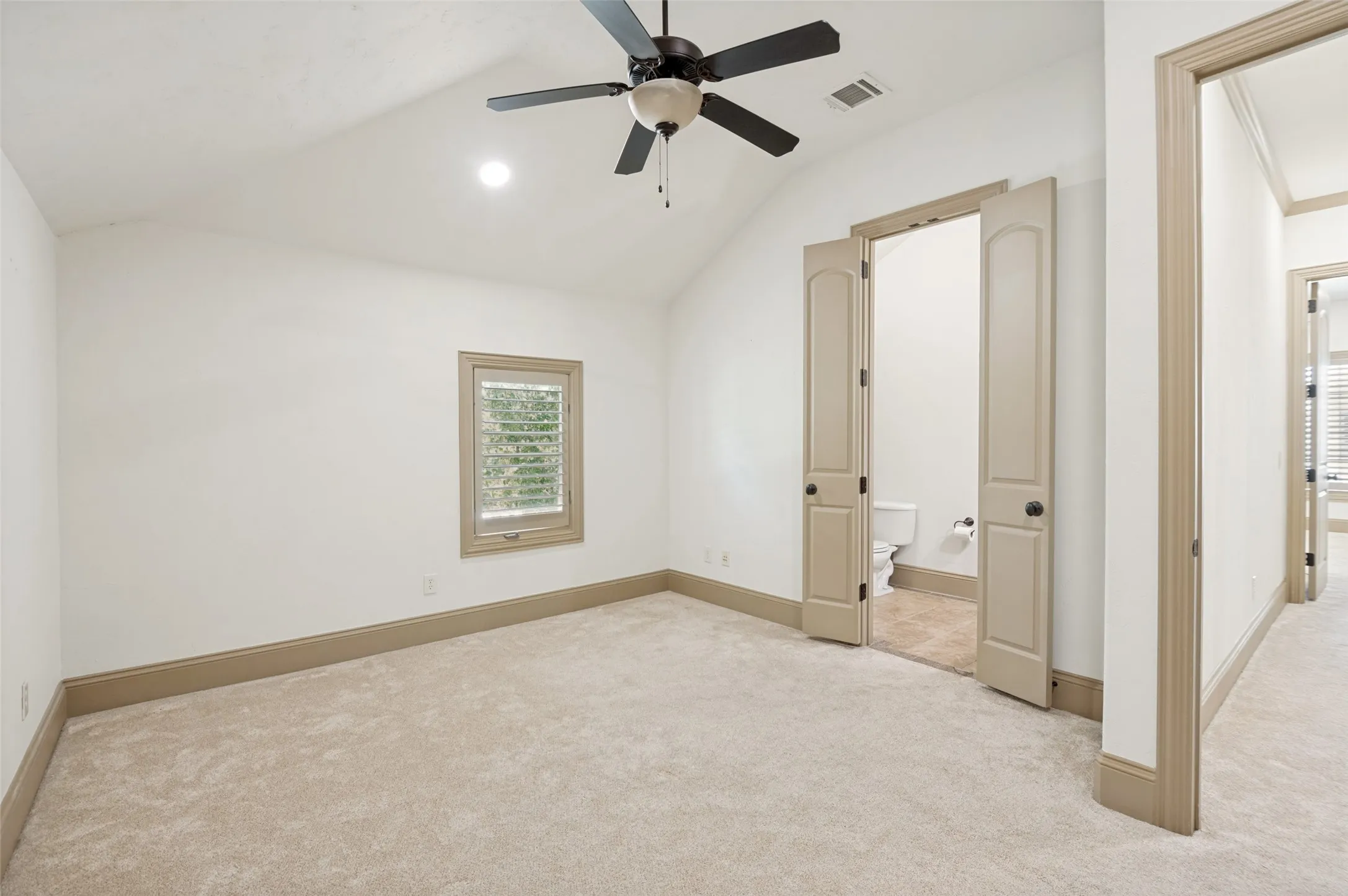 Single Family Residence For Sale in Collin County , 5764 Quebec Lane, Plano, Texas 75024, 4 Bedroom, 5 Bathroom, 3 Garage spaces, 4,243 Sqft, built in 2007, mls#21328699, Real Estate Agent in Plano, Homes For Sale in Collin county, Homes For Sale in Plano, Realtor in Plano Texas, Real Estate Brokerage Independent Realty Texas, Luminita Cordes Realtor