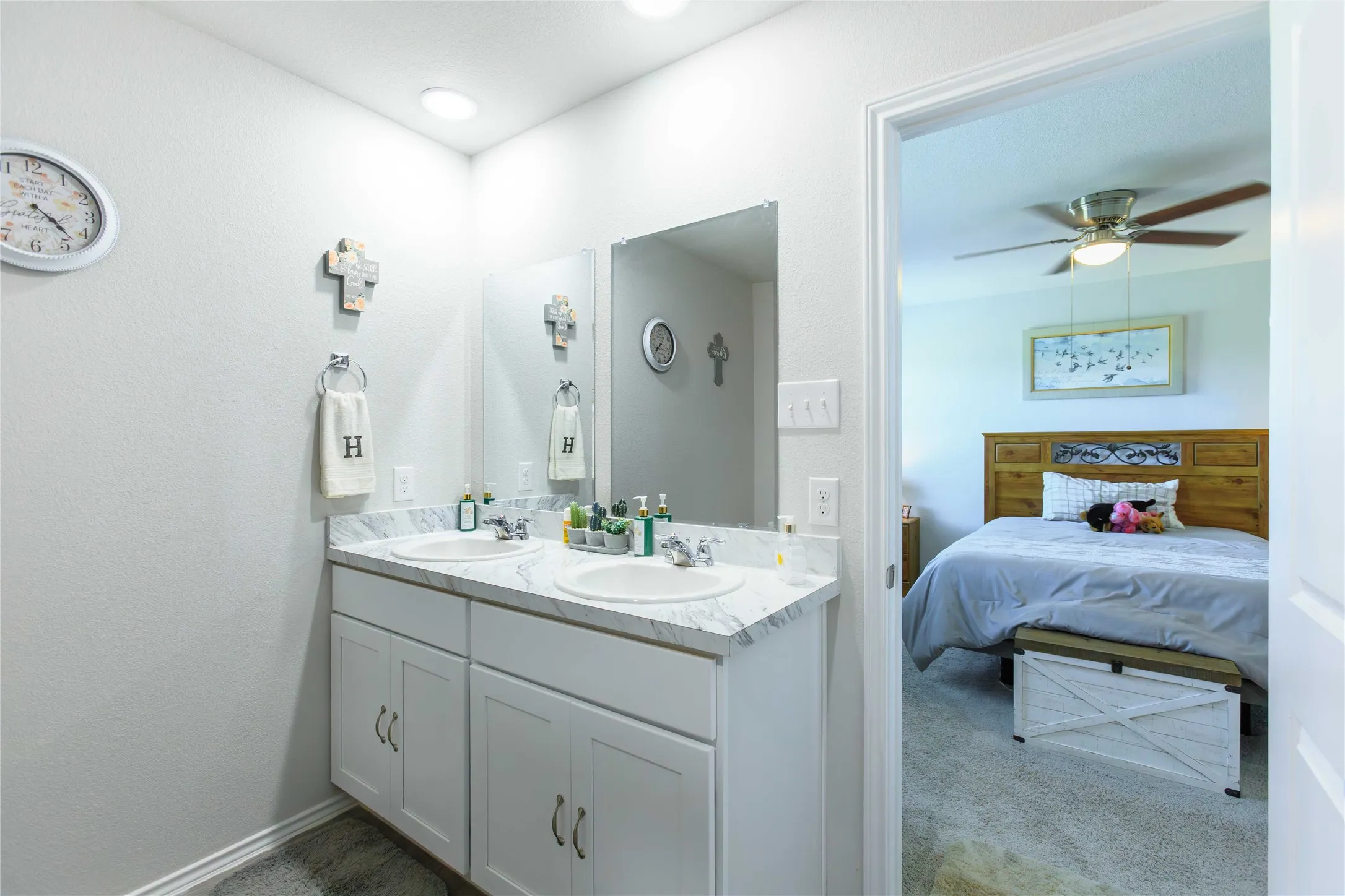 Single Family Residence For Sale in Callahan County , 607 Clear Creek Court, Clyde, Texas 79510, 4 Bedroom, 3 Bathroom, 2 Garage spaces, 2,203 Sqft, built in 2025, mls#21328683, Real Estate Agent in Clyde, Homes For Sale in Callahan county, Homes For Sale in Clyde, Realtor in Clyde Texas, Real Estate Brokerage Independent Realty Texas, Luminita Cordes Realtor