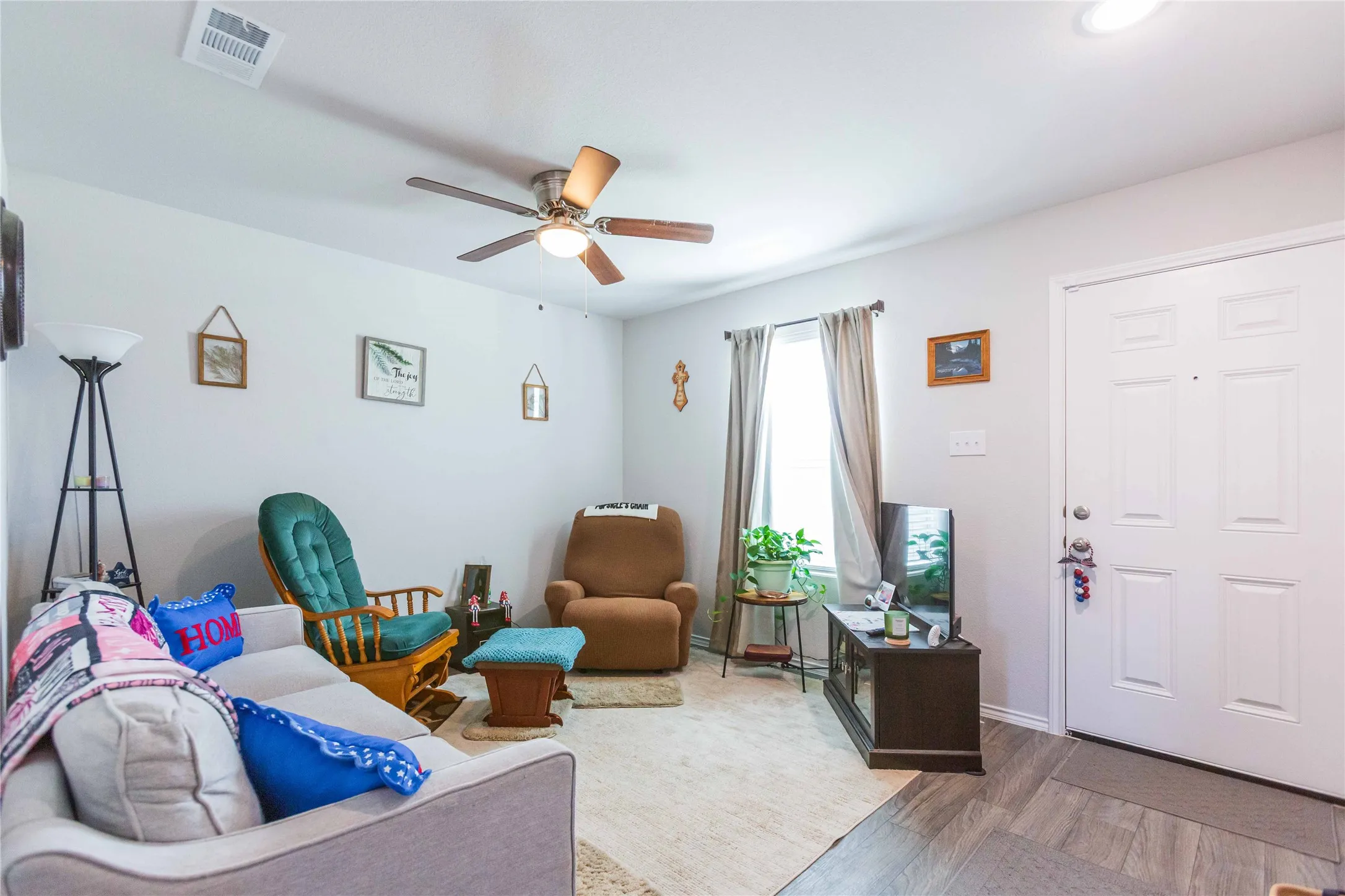 Single Family Residence For Sale in Callahan County , 607 Clear Creek Court, Clyde, Texas 79510, 4 Bedroom, 3 Bathroom, 2 Garage spaces, 2,203 Sqft, built in 2025, mls#21328683, Real Estate Agent in Clyde, Homes For Sale in Callahan county, Homes For Sale in Clyde, Realtor in Clyde Texas, Real Estate Brokerage Independent Realty Texas, Luminita Cordes Realtor