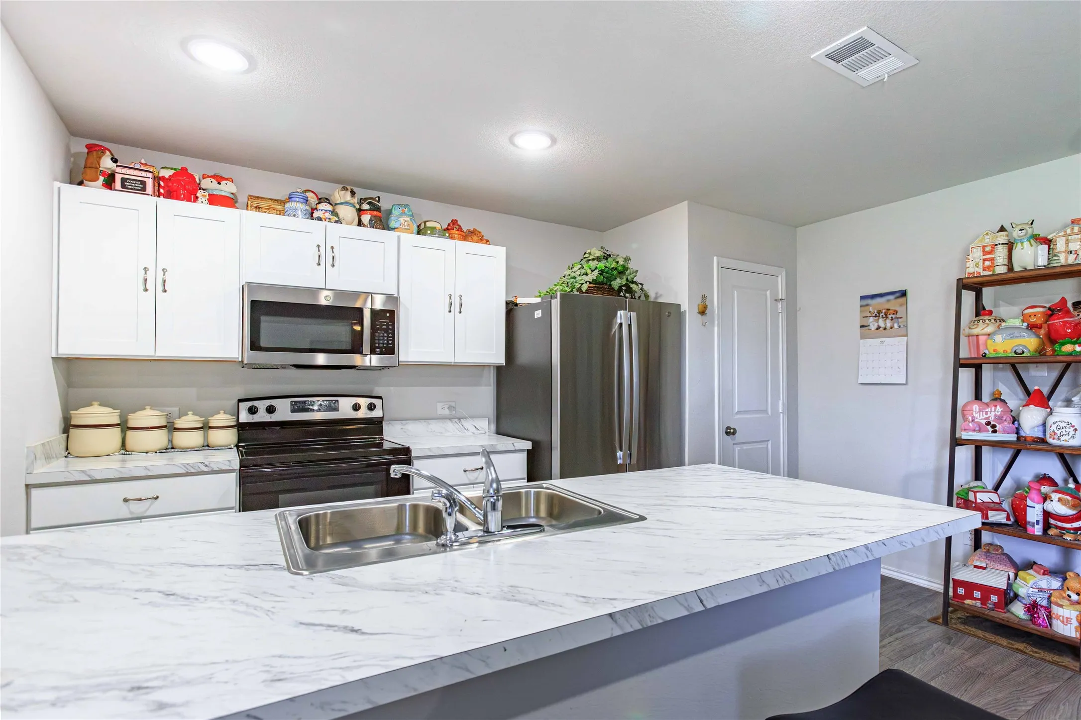Single Family Residence For Sale in Callahan County , 607 Clear Creek Court, Clyde, Texas 79510, 4 Bedroom, 3 Bathroom, 2 Garage spaces, 2,203 Sqft, built in 2025, mls#21328683, Real Estate Agent in Clyde, Homes For Sale in Callahan county, Homes For Sale in Clyde, Realtor in Clyde Texas, Real Estate Brokerage Independent Realty Texas, Luminita Cordes Realtor