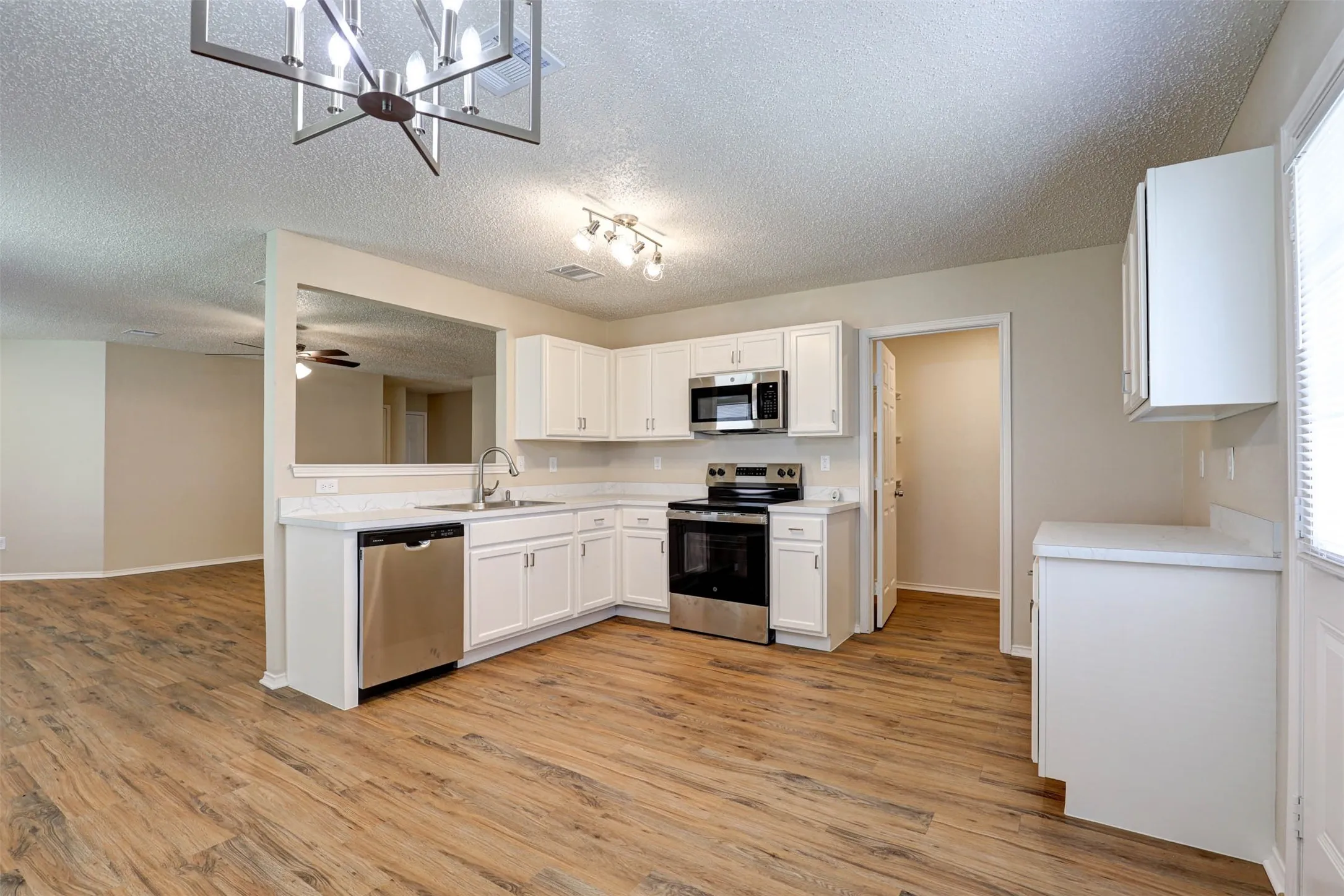 Lots of cabinets and counter space!