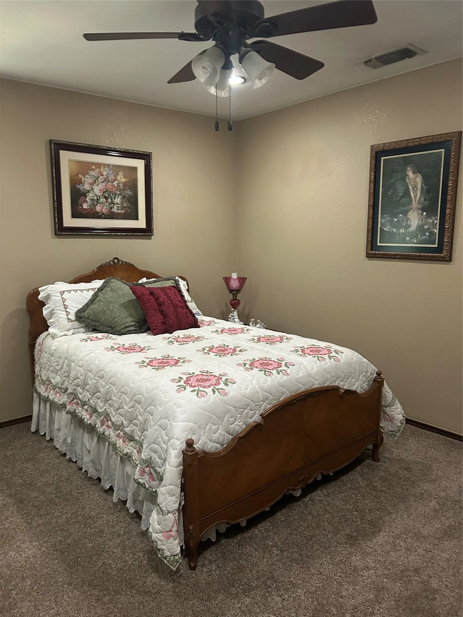 Single Family Residence For Sale in Tarrant County , 304 Paloverde Lane, Fort Worth, Texas 76112, 4 Bedroom, 3 Bathroom, 2 Garage spaces, 3,015 Sqft, built in 1976, mls#21328724, Real Estate Agent in Fort Worth, Homes For Sale in Tarrant county, Homes For Sale in Fort Worth, Realtor in Fort Worth Texas, Real Estate Brokerage Independent Realty Texas, Luminita Cordes Realtor